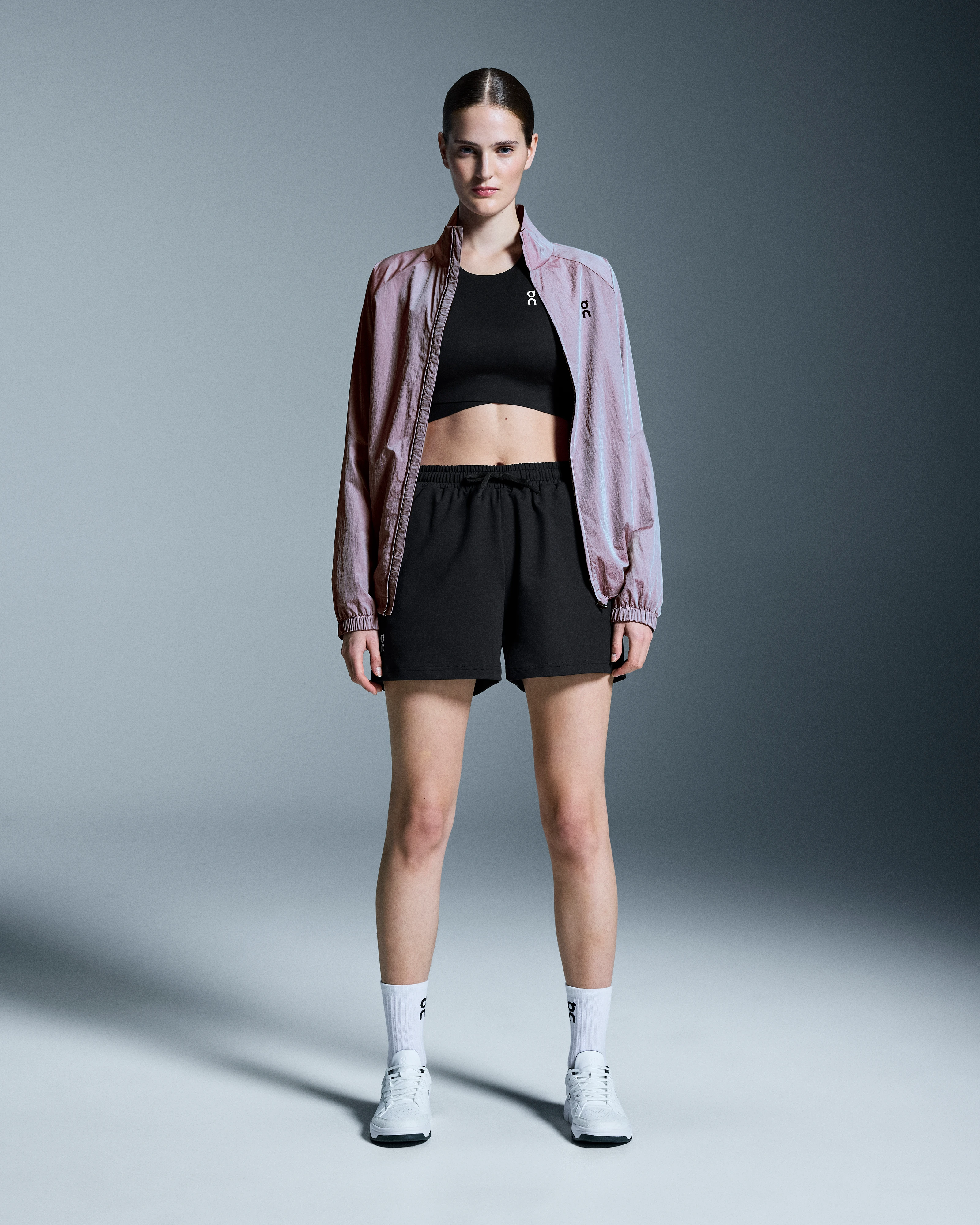 On Courtside Shorts Black Women Shorts