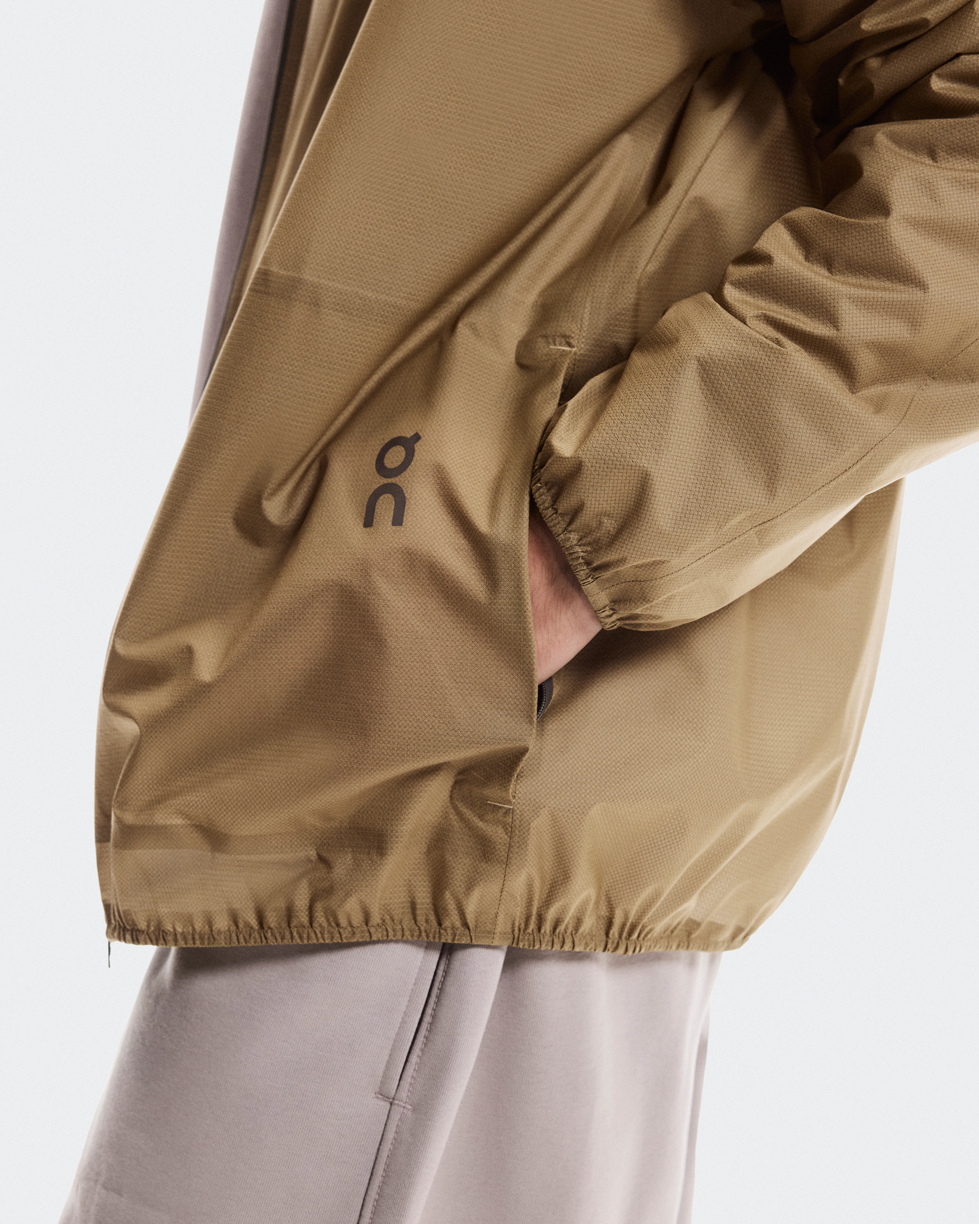 On Explore Lightweight Waterproof Jacket Chai Men Jackets