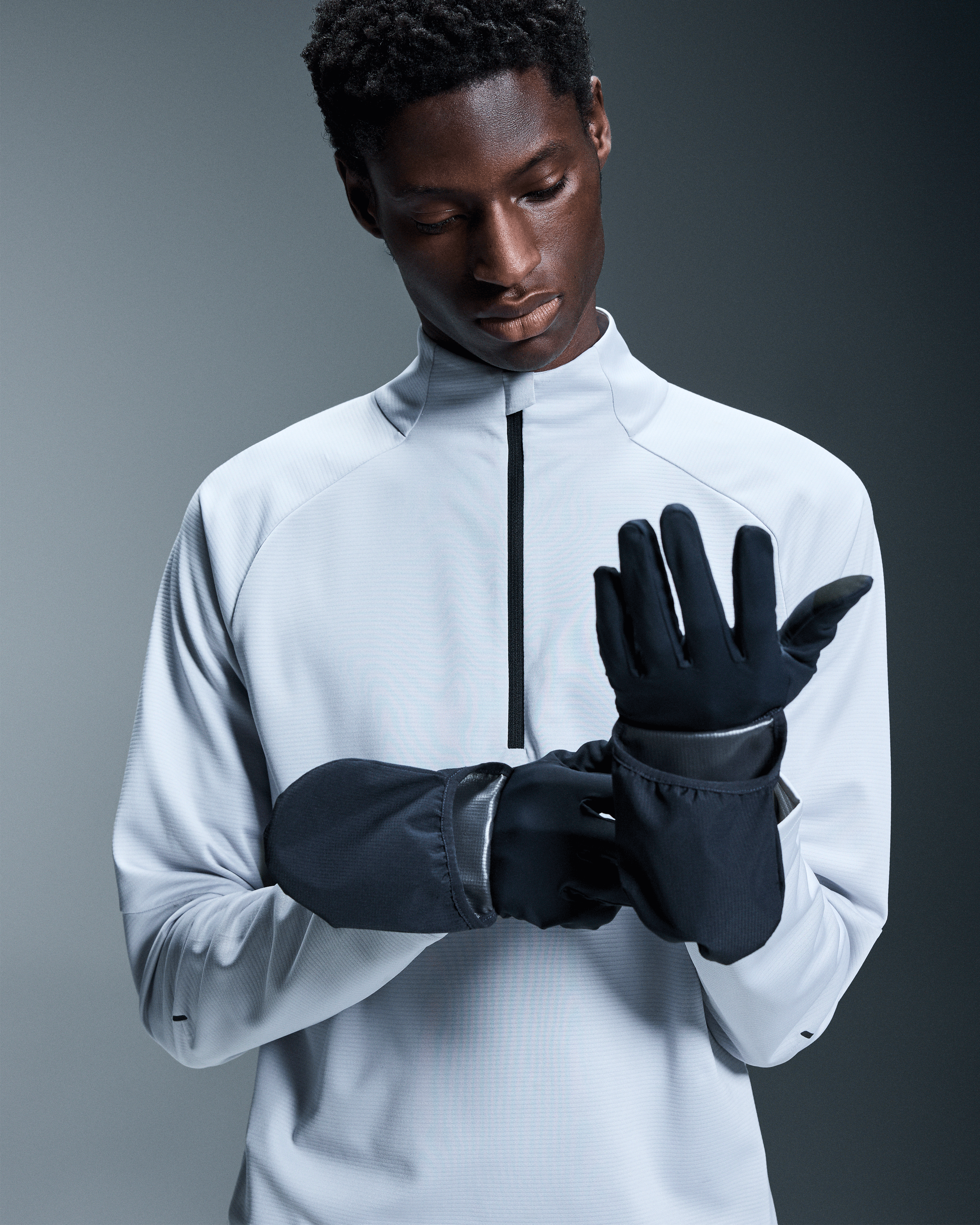 On Core Glove Navy Unisex Gloves