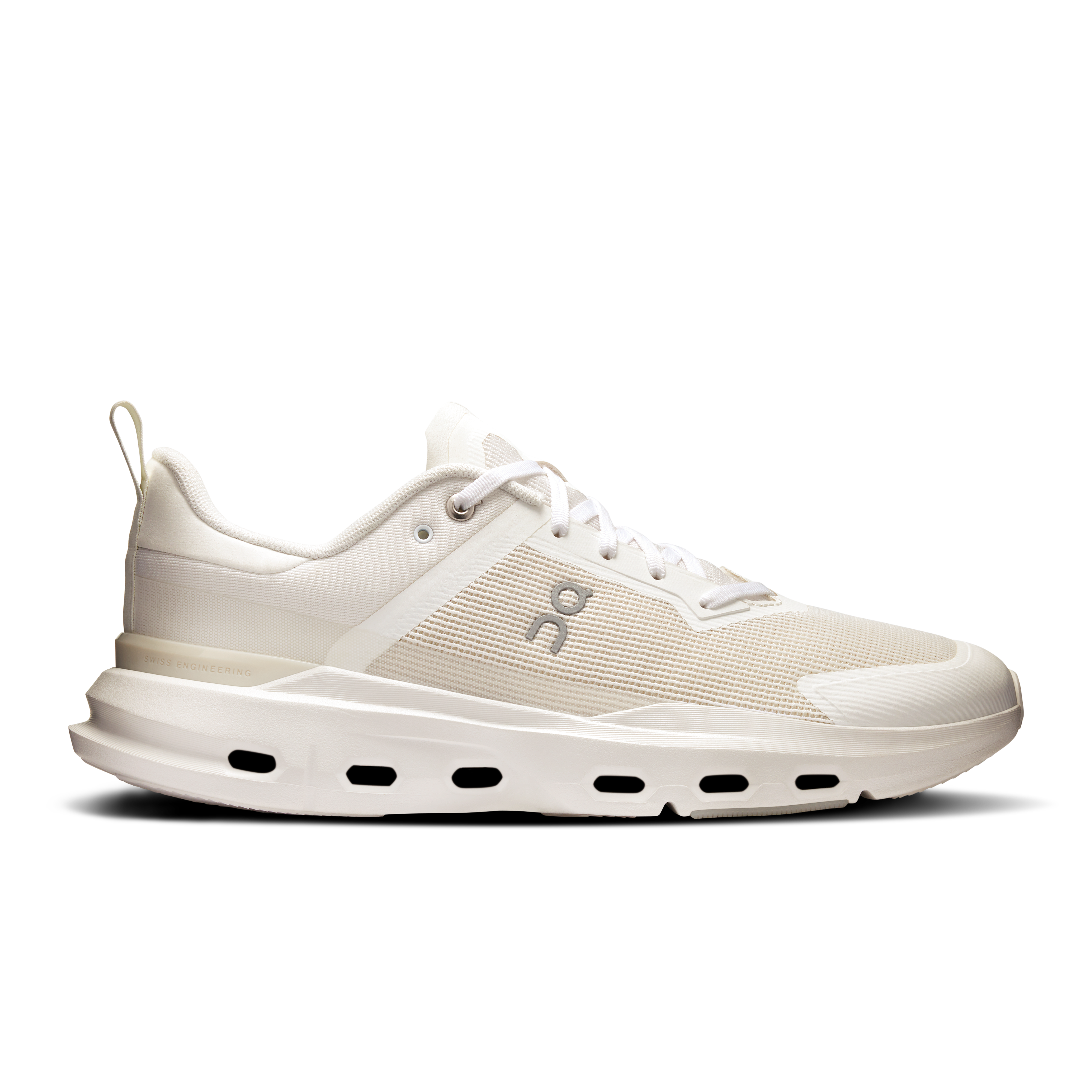 Cloudpulse Next Shoe in White/Ice