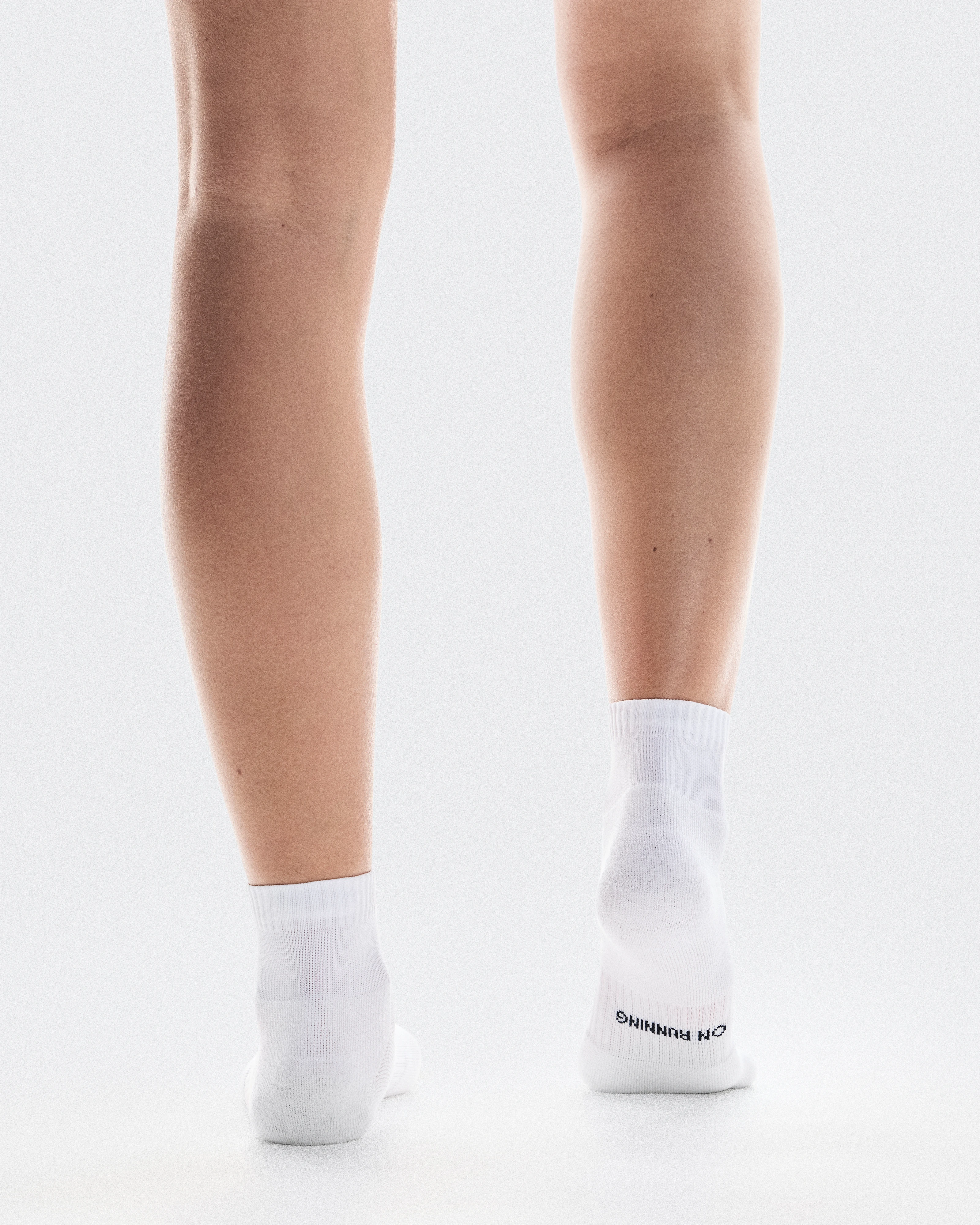 On Core Run Sock Mid 2P White Unisex Socks