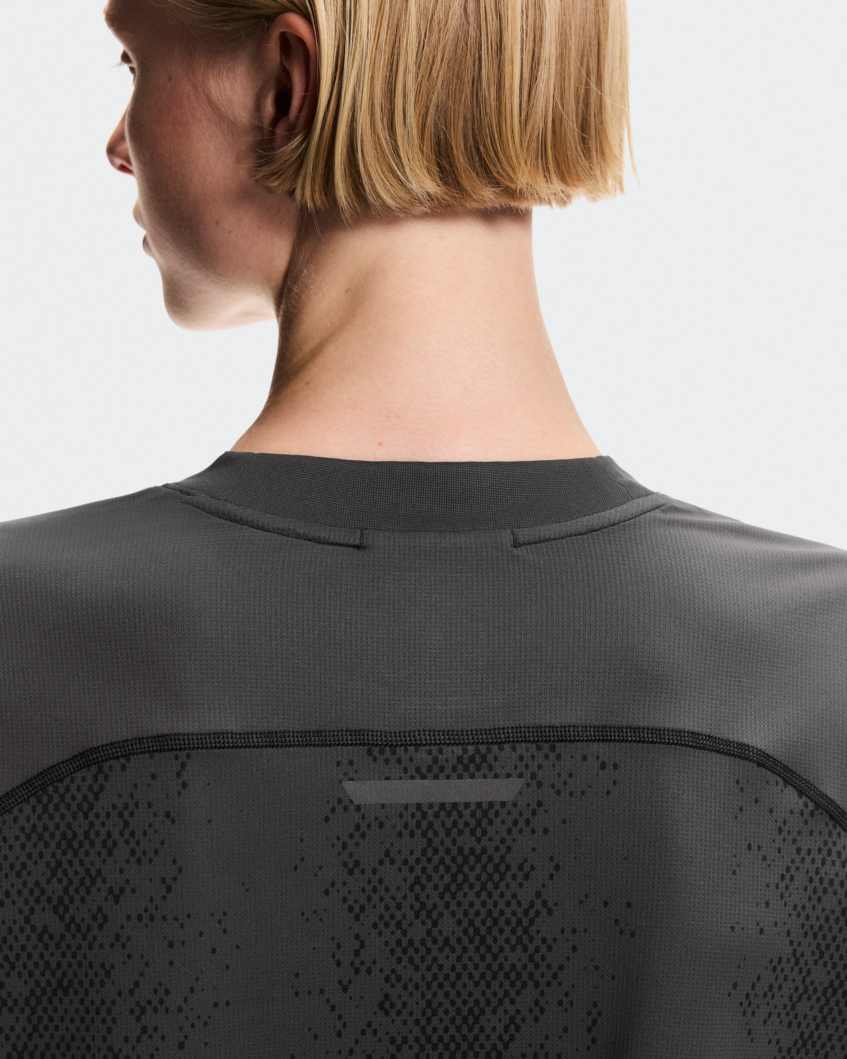 On Performance Volt-T Iron Women Tops and t-shirts