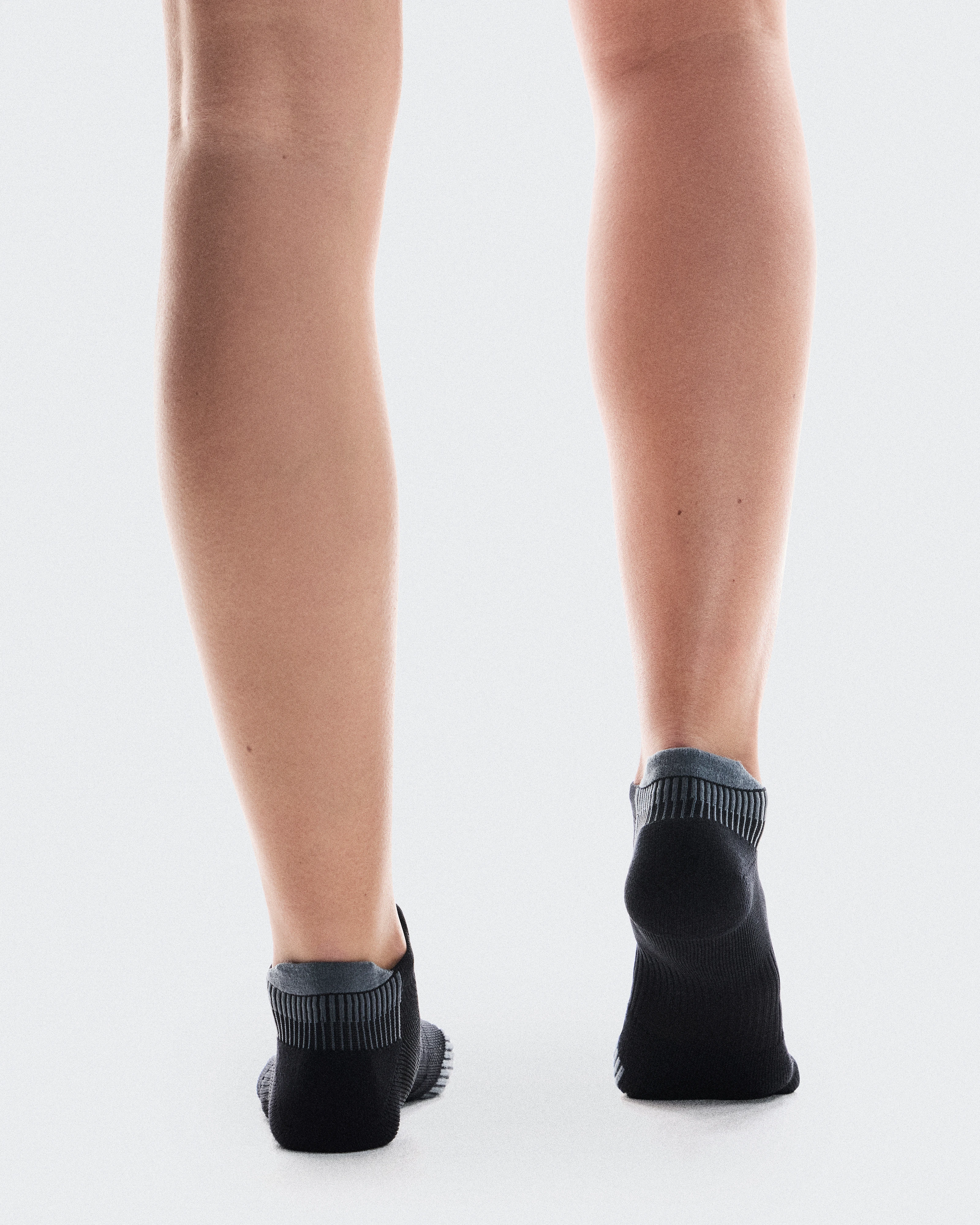 On Performance Run Sock Low Black & Eclipse Unisex Socks