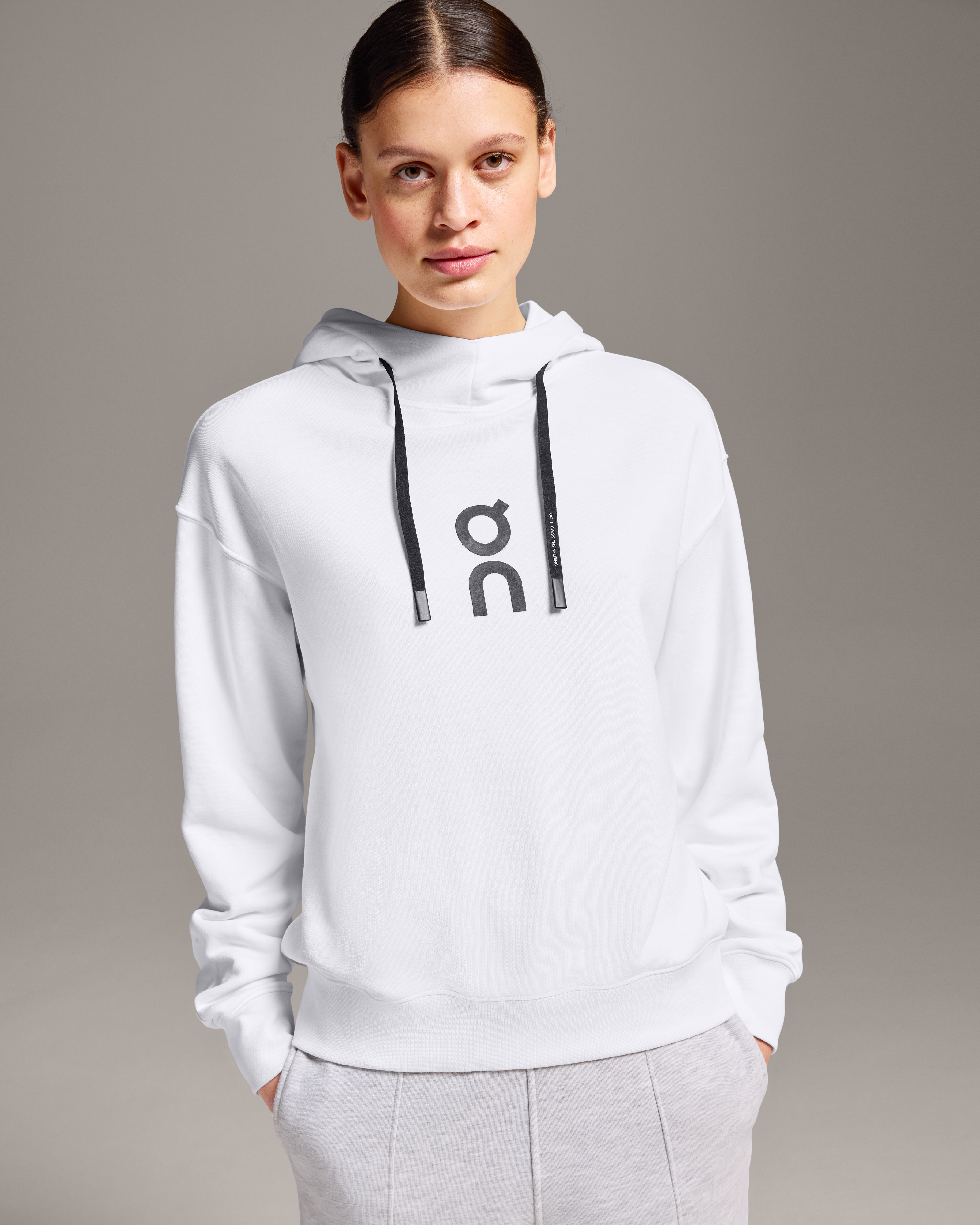 On Club Hoodie White Women Hoodies and sweatshirts