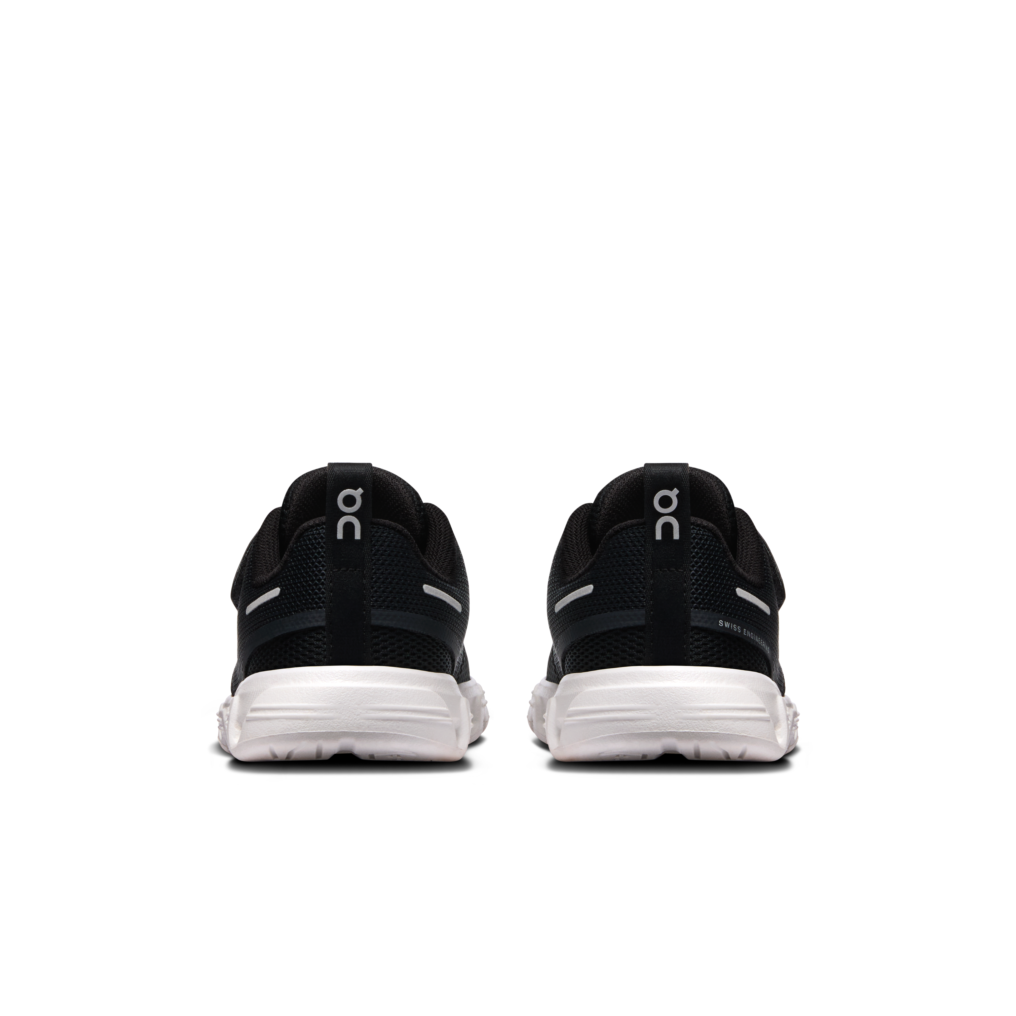On Cloud Dash Black & White Unisex Active life Shoes