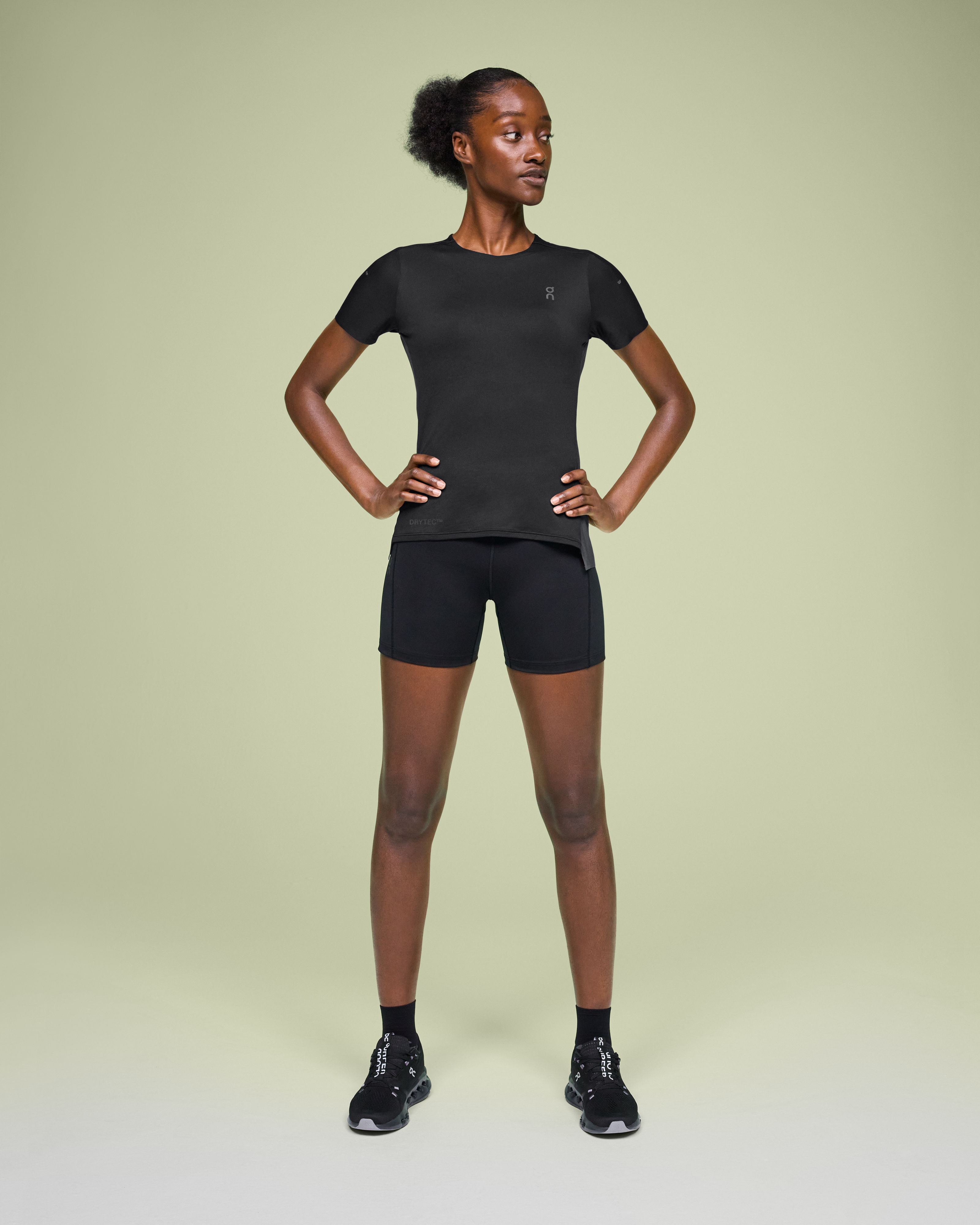 Performance-T Short-Sleeve Shirt in Black/Eclipse