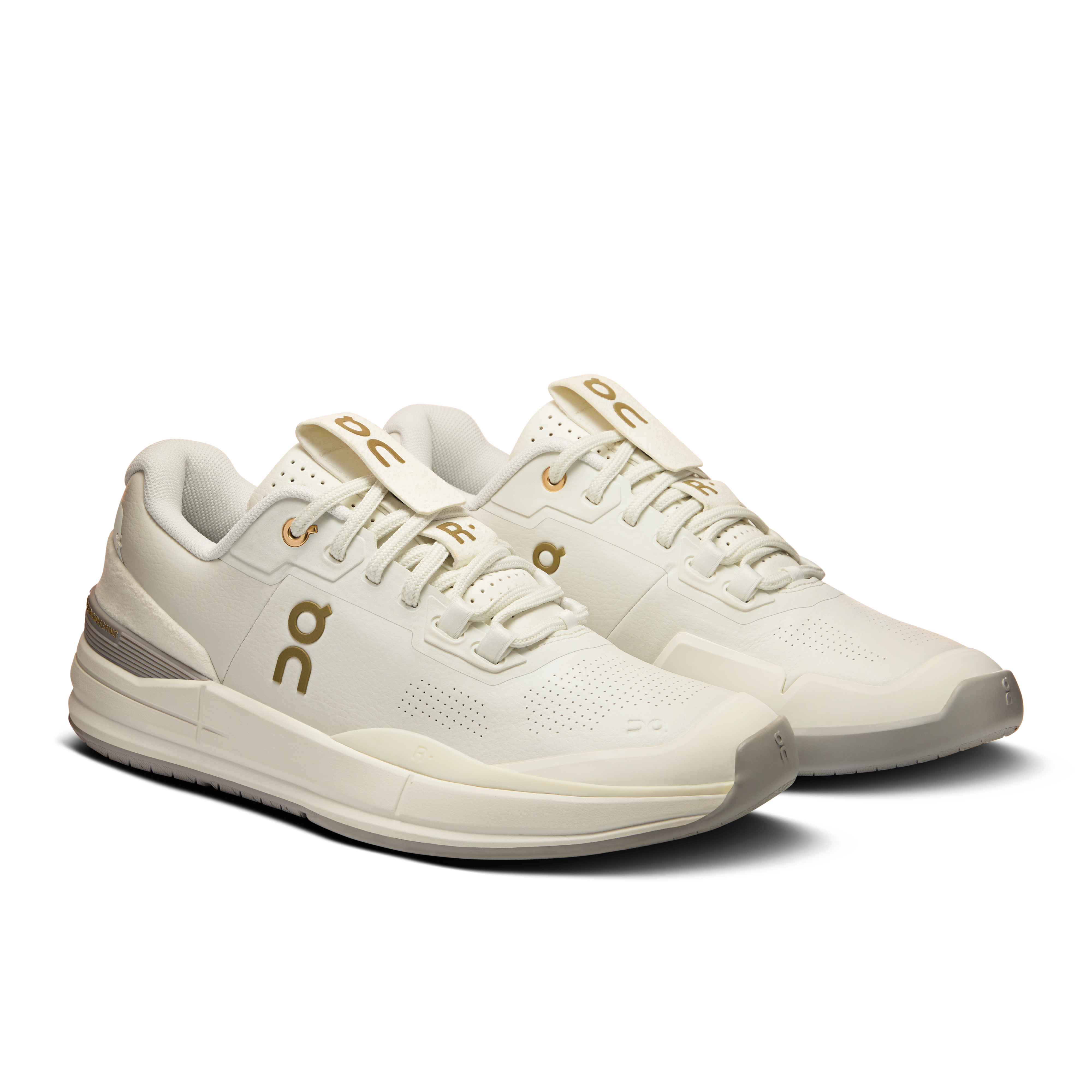 On THE ROGER Pro Ace Ivory & Fog Women Active life Shoes