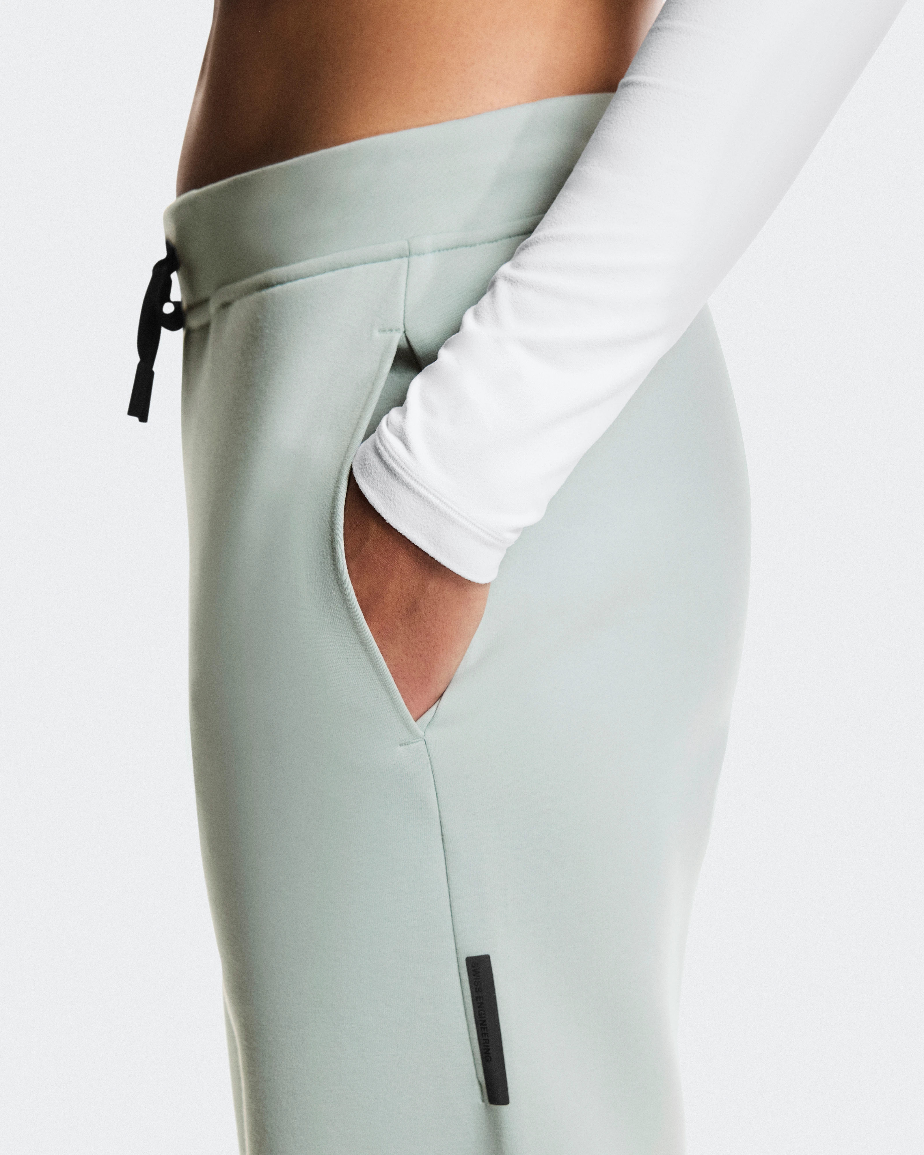 On Focus Tech Sweatpants Mineral Women Pants