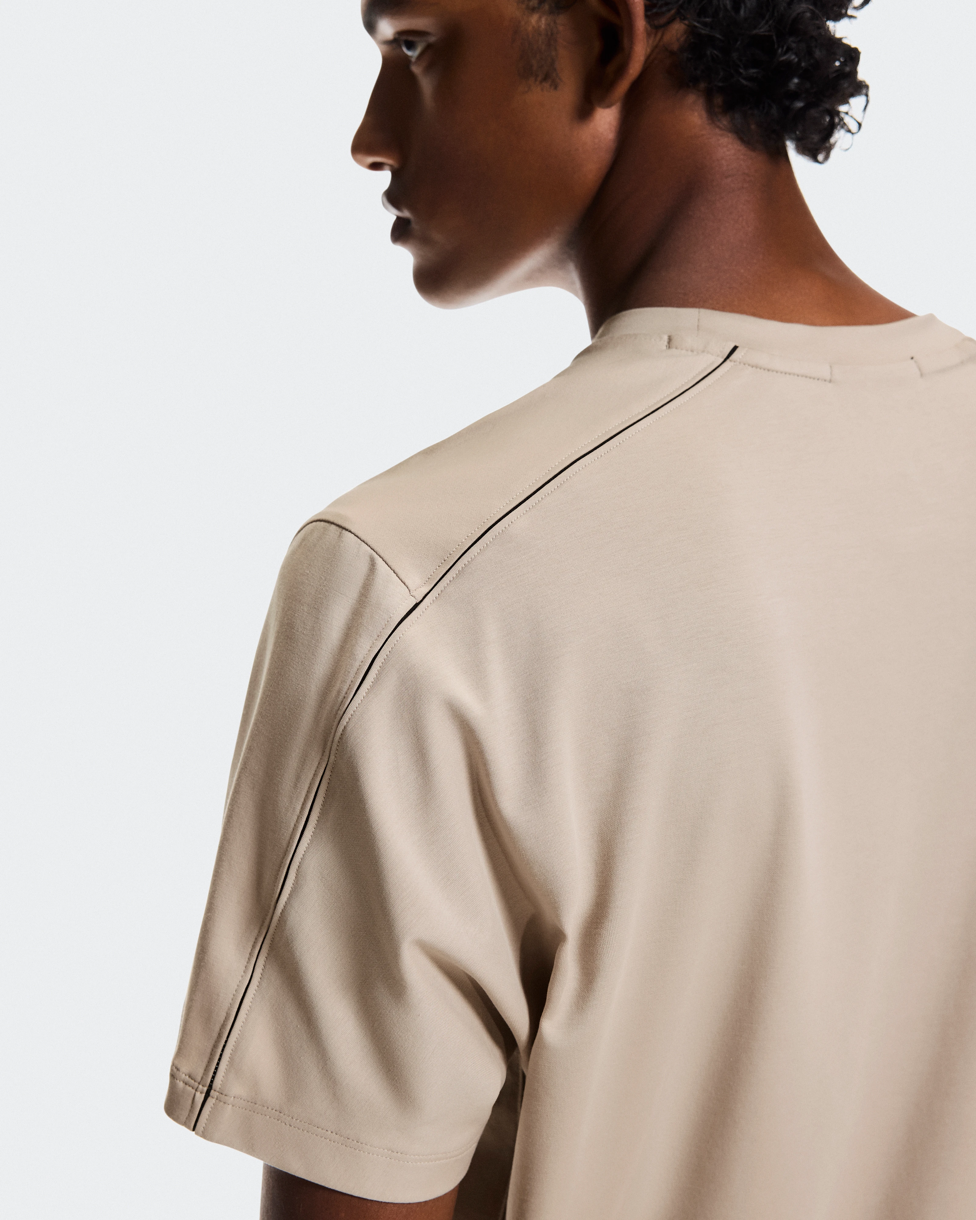 On Focus-T Desert Men Tops and t-shirts