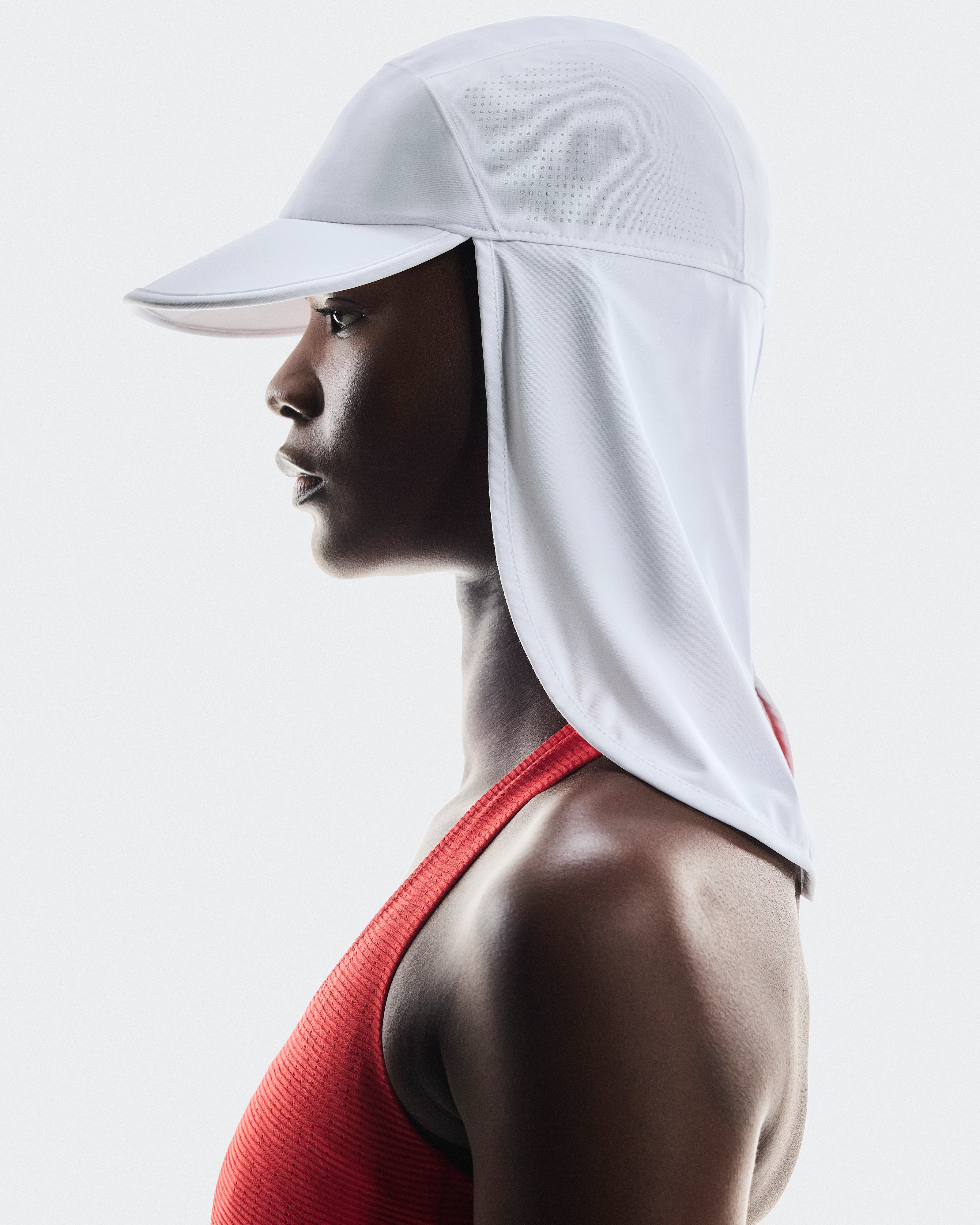 On Solar Cap White Unisex Headwear
