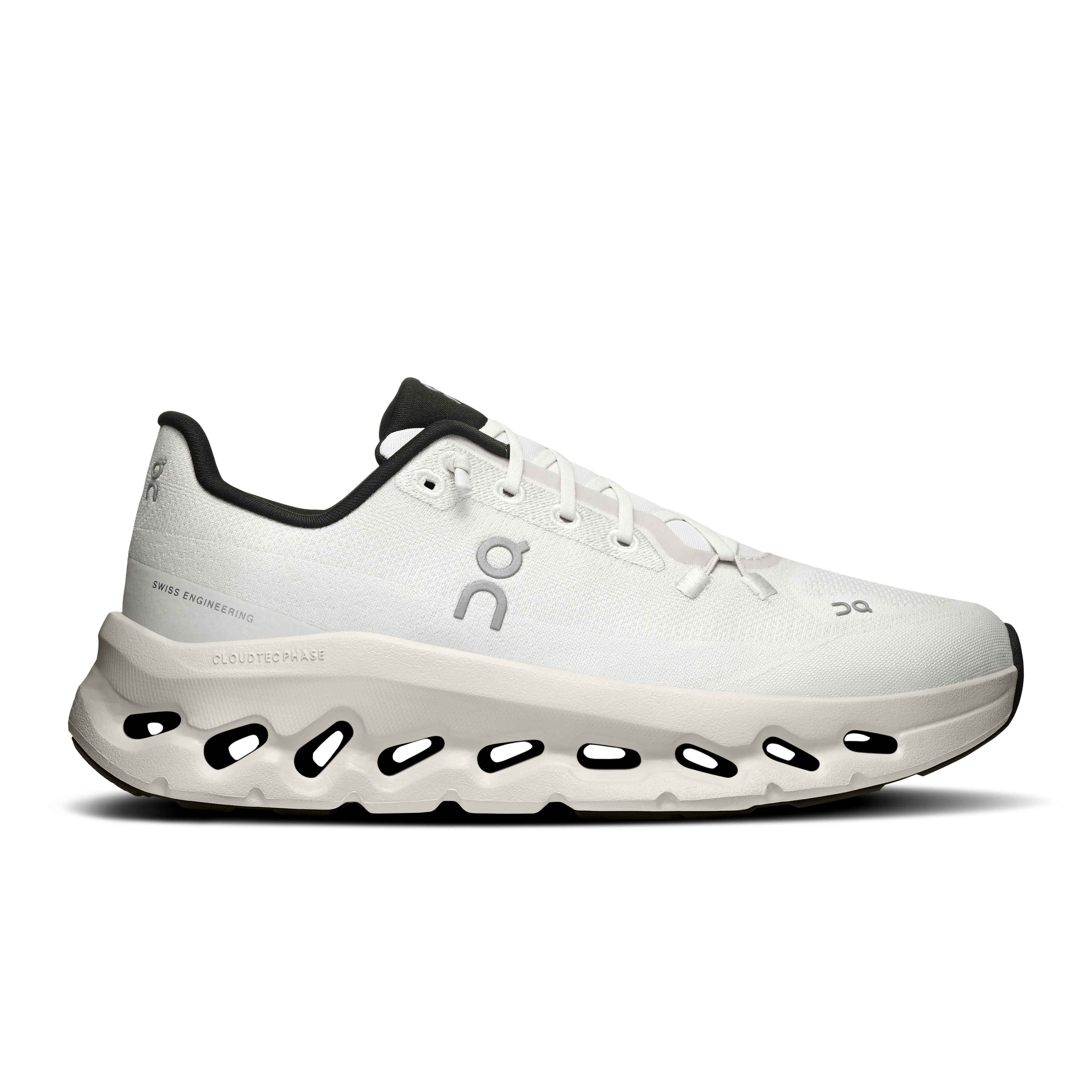 Cloudtilt Lifestyle Shoe in Pearl/Ice