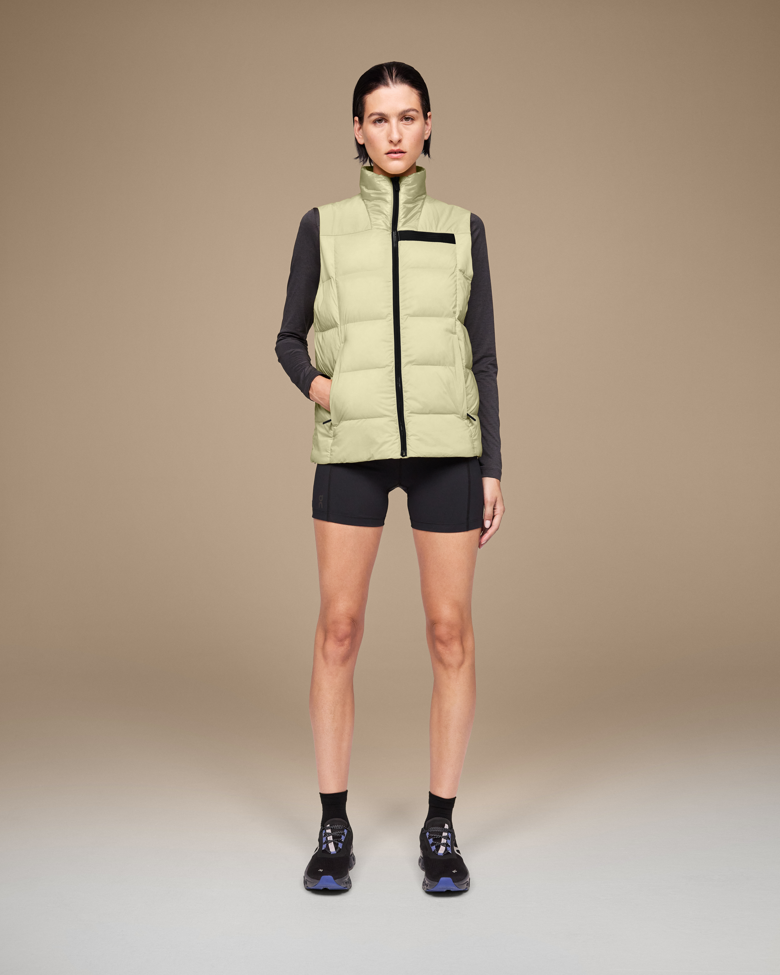 On Challenger Vest Endive Women Jackets