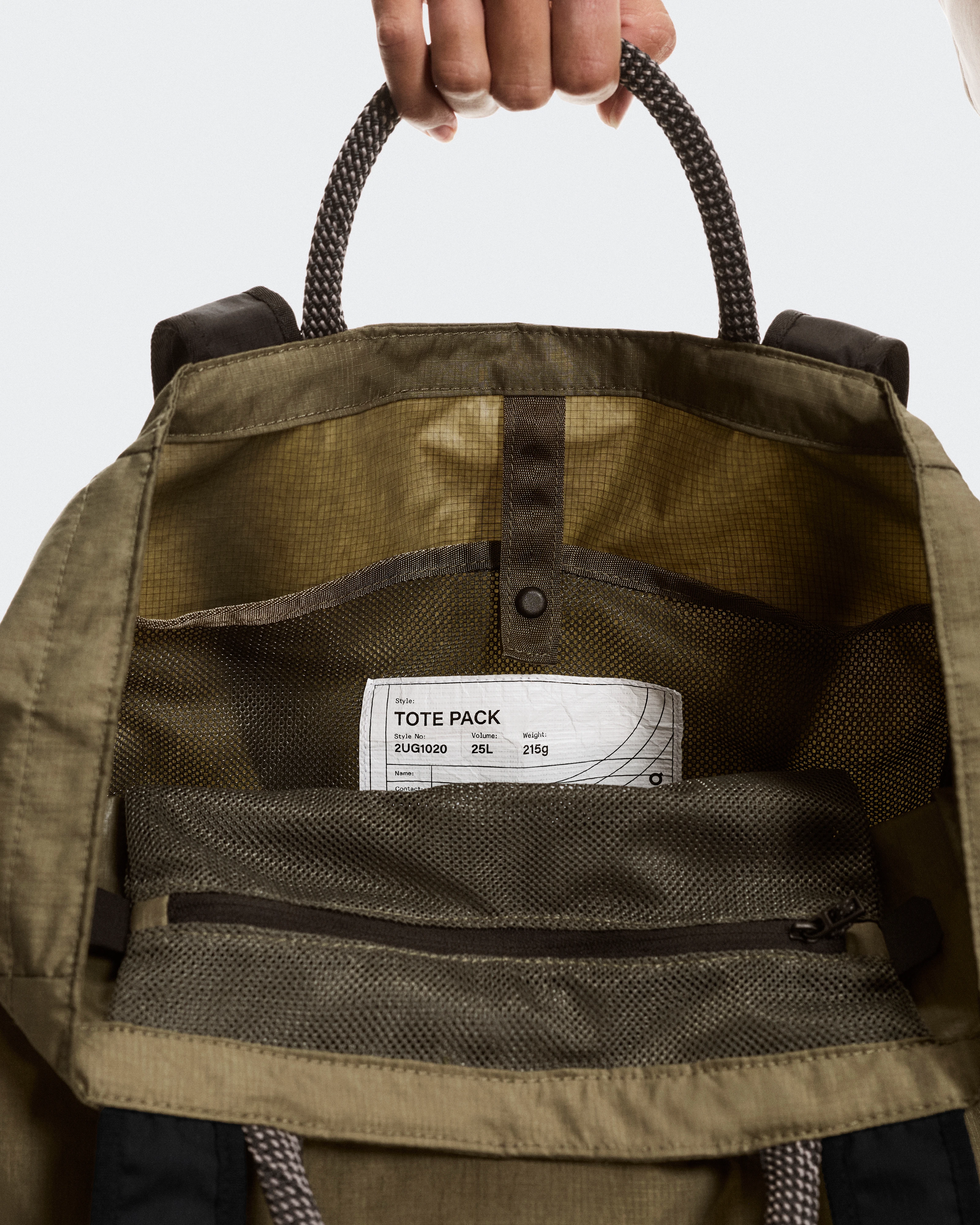 On Tote Pack 25L Olive & Black Unisex Bags