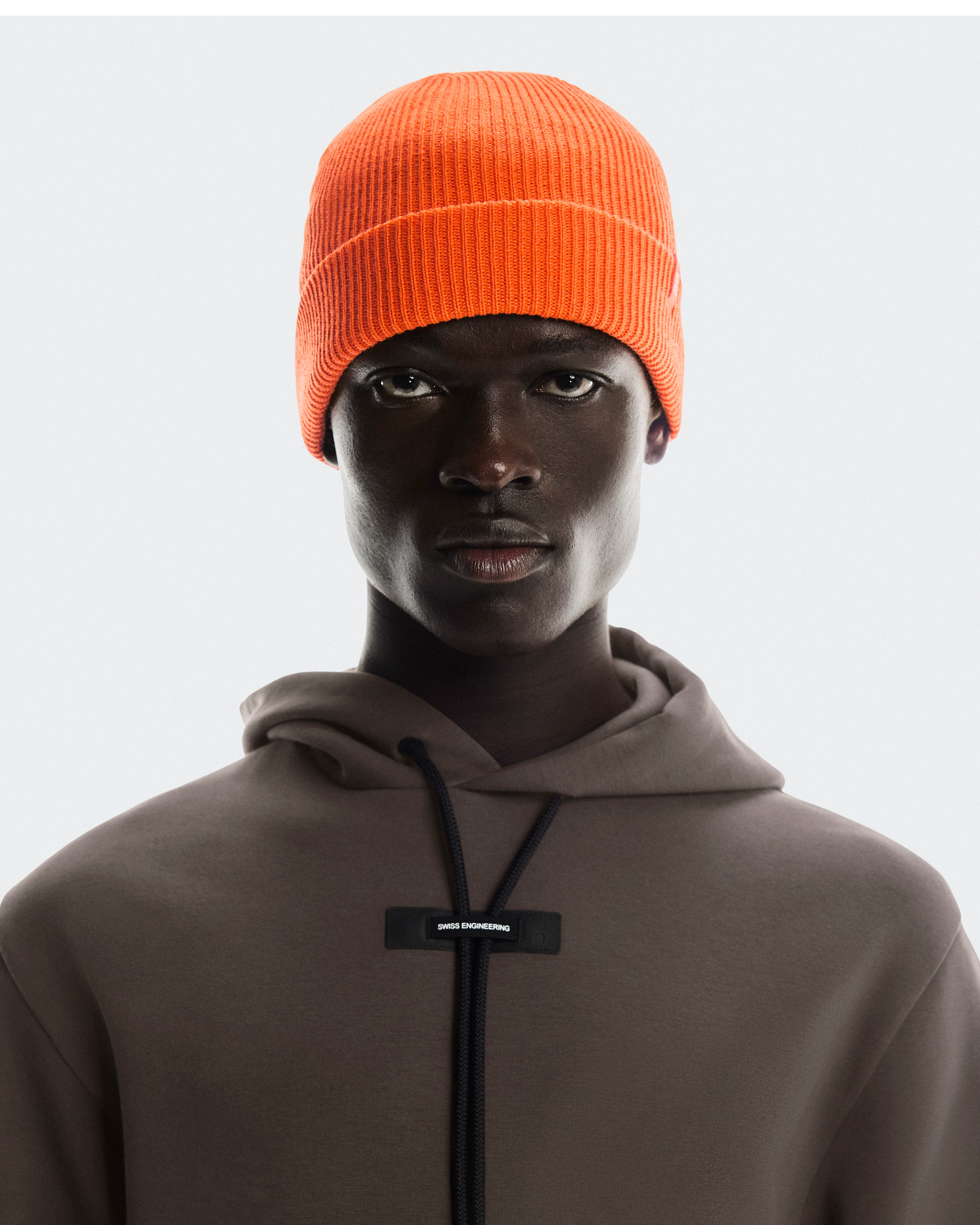 On Merino Beanie Flame Unisex Headwear