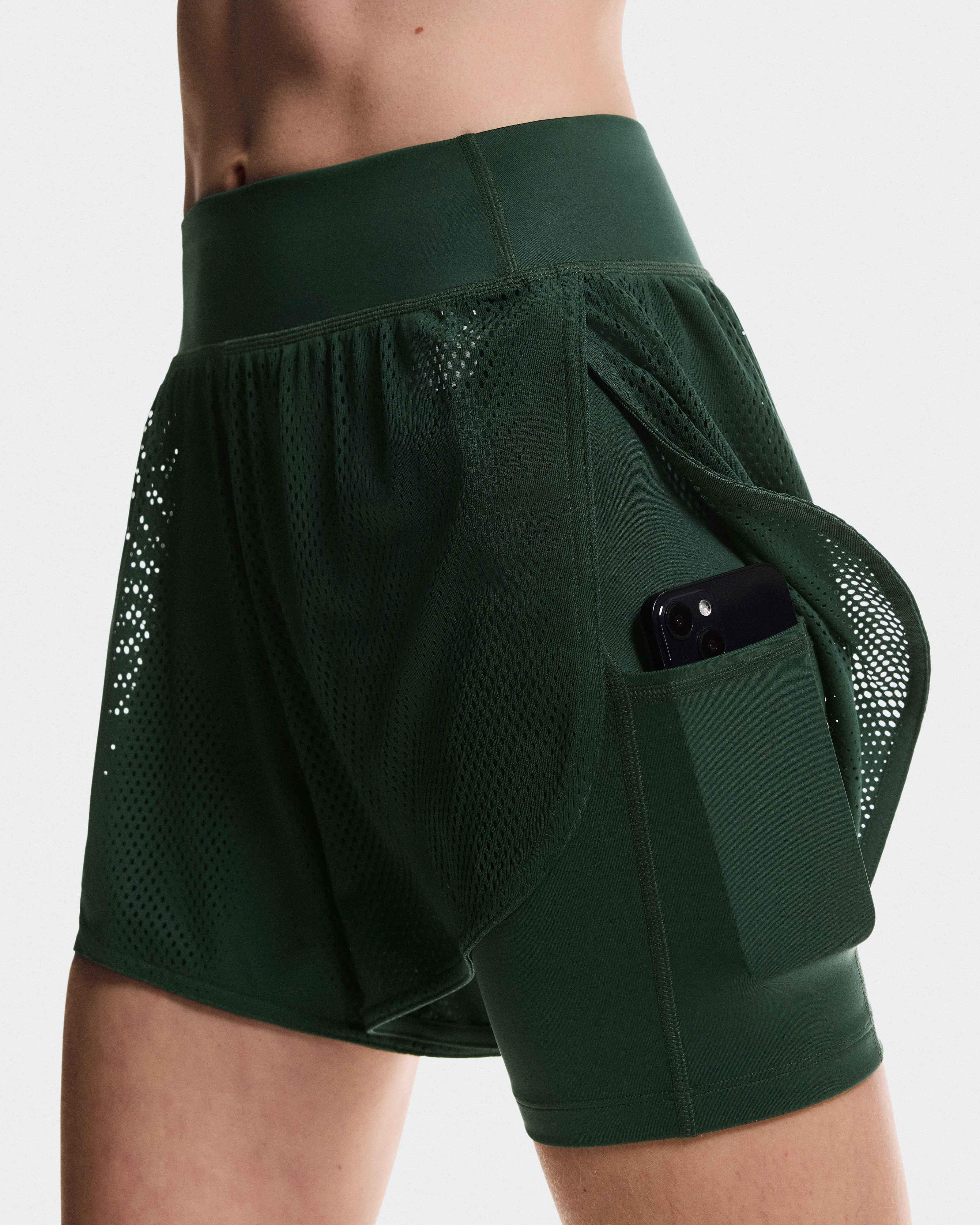 On Train Volt 2-in-1 Shorts Obsidian Women Shorts