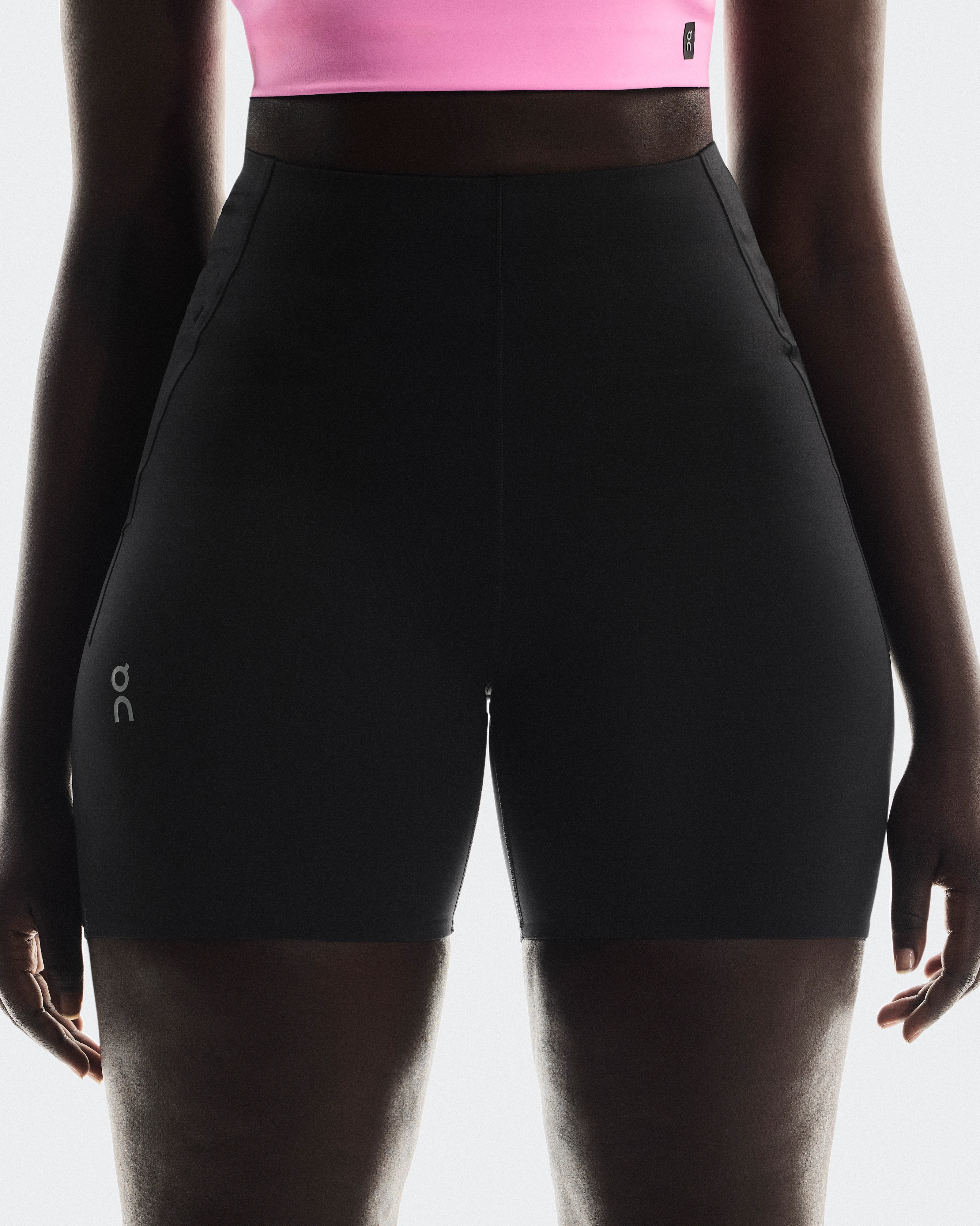 On Train Tights Short Black Women Tights