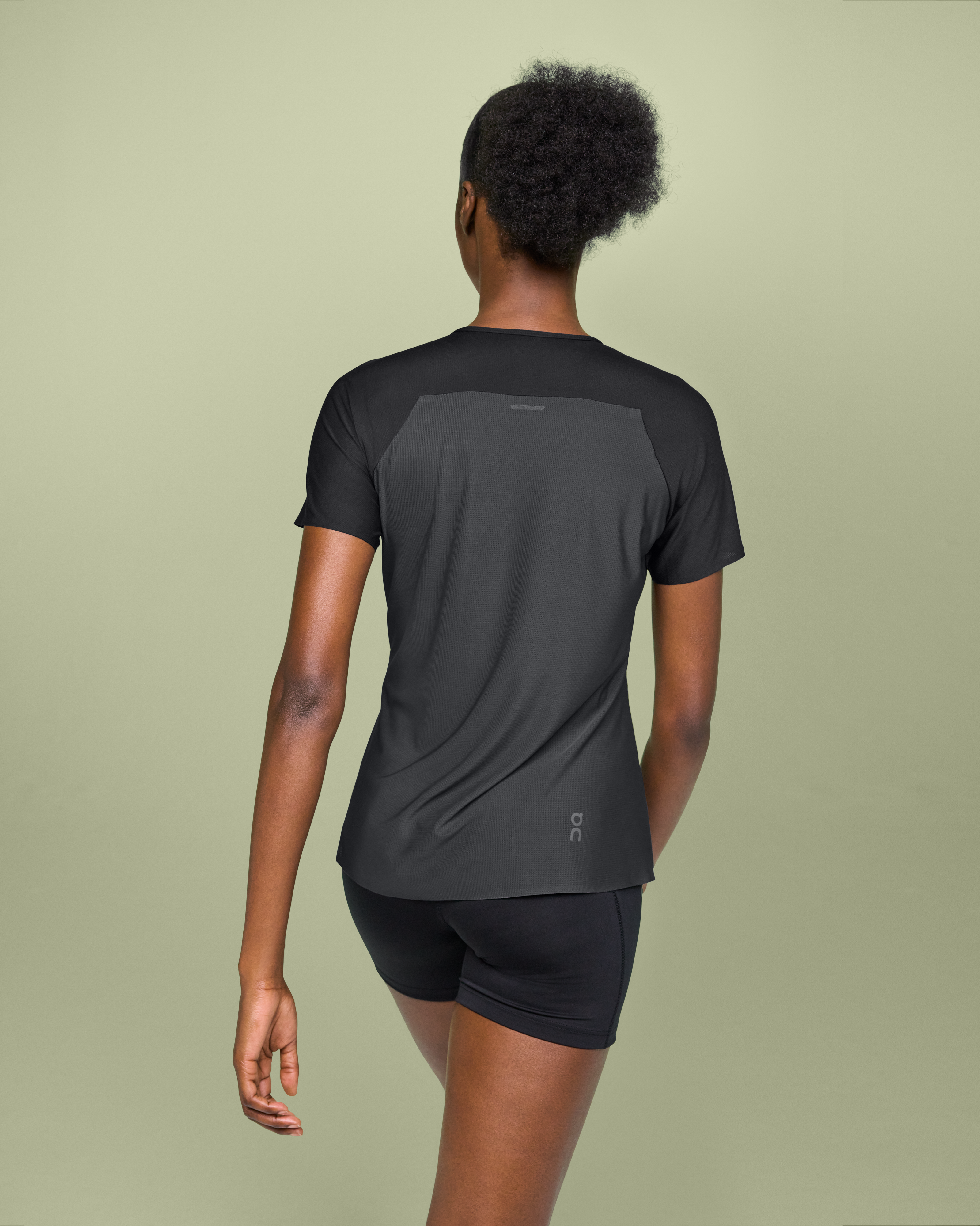 On Performance-T Black & Eclipse Women Tops and t-shirts