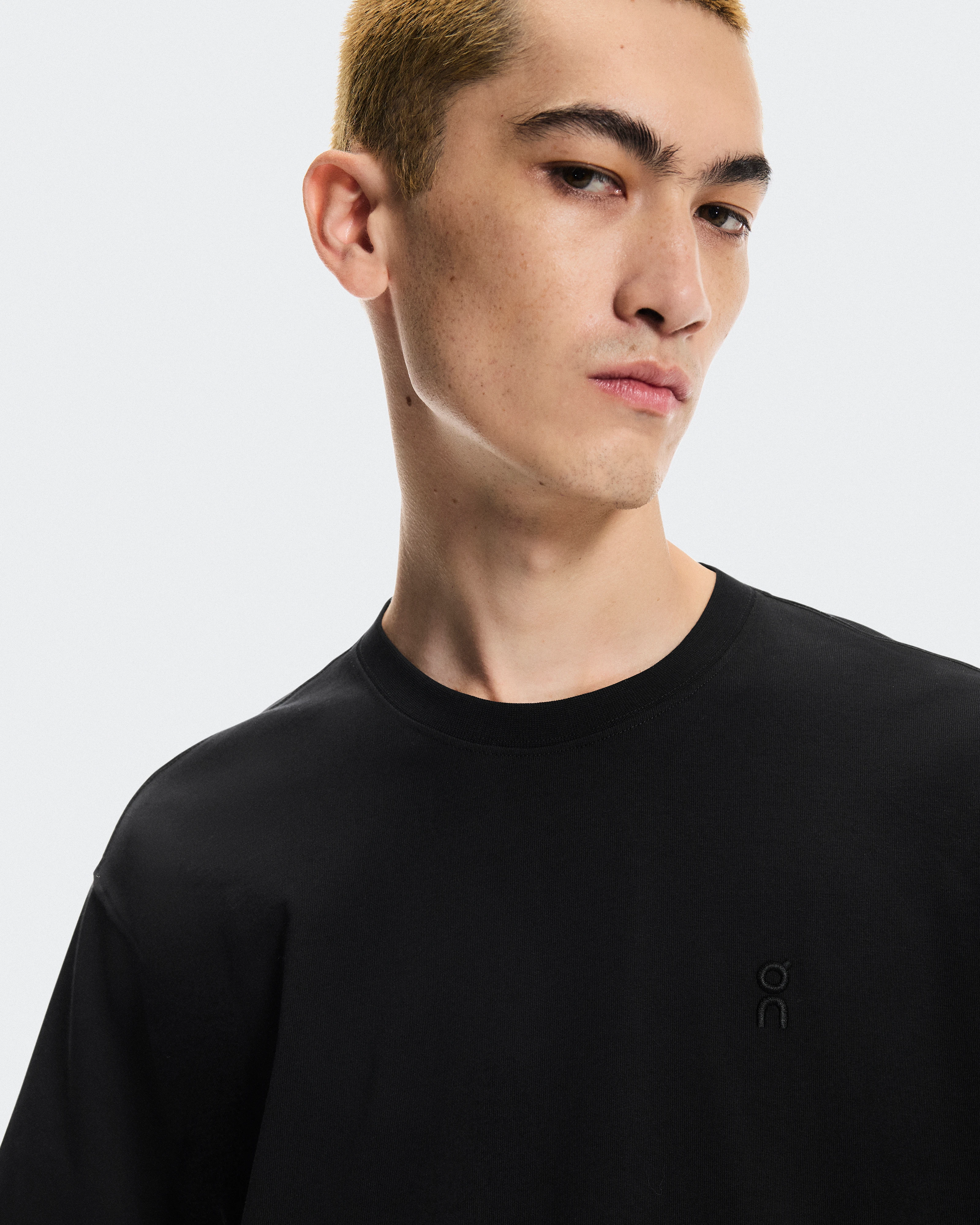 On Club Collective-T Black Men Tops and t-shirts