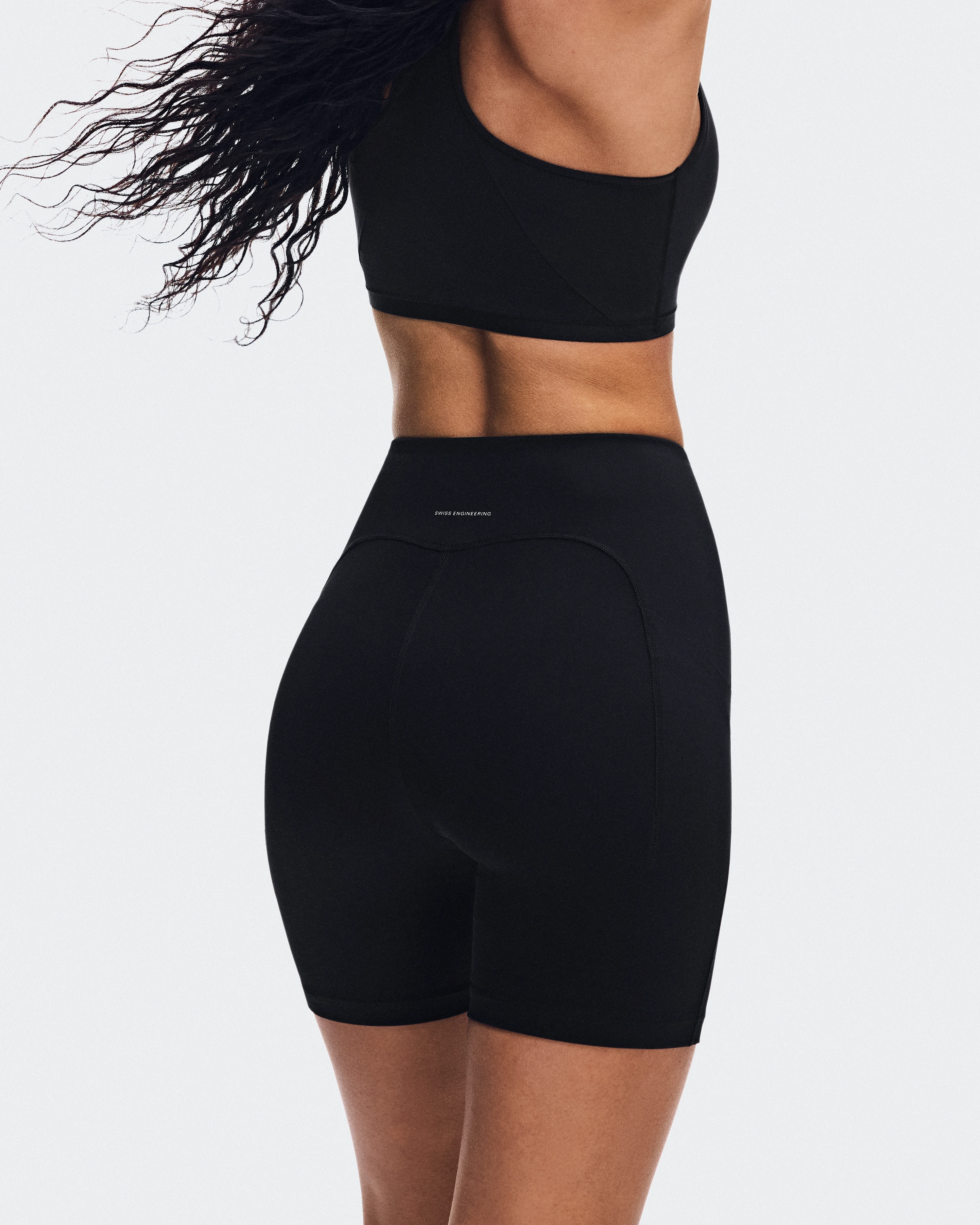 On Train Tights Short 6" Black Women Shorts