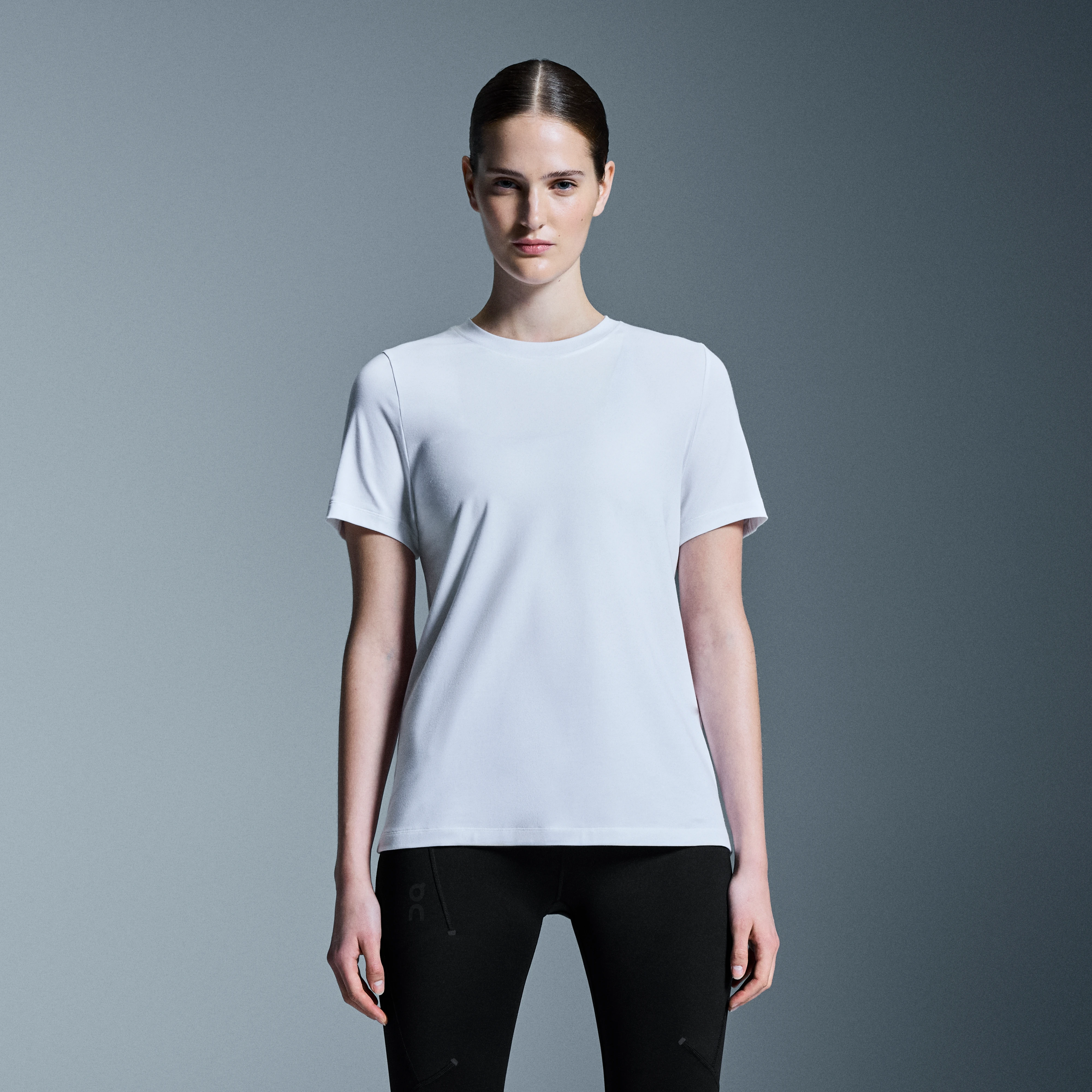 On Focus-T White Women – Low-intensity workouts, all-day wear Tops and t-shirts