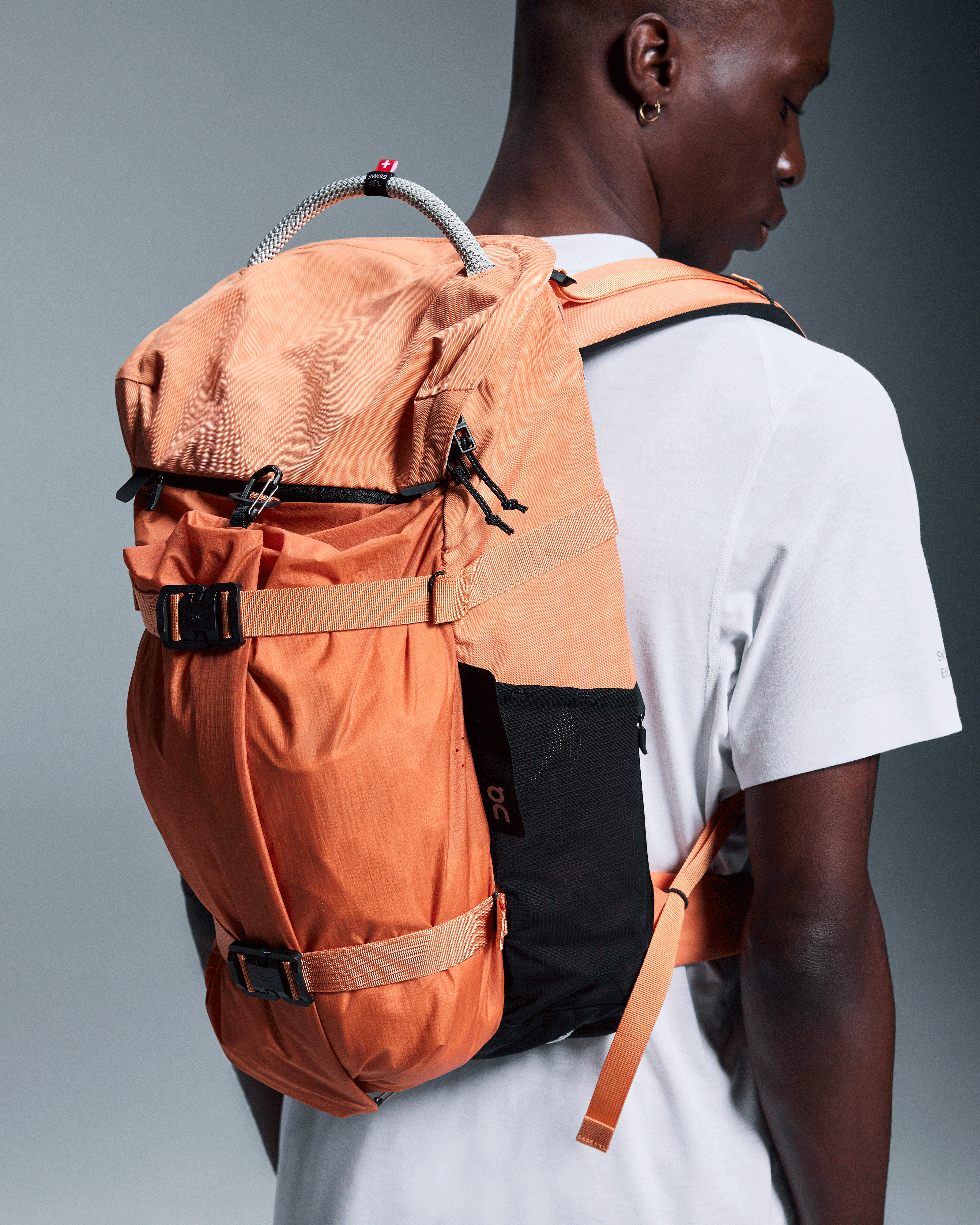 On Speed Pack 24L Elite Desert Glow Unisex Bags