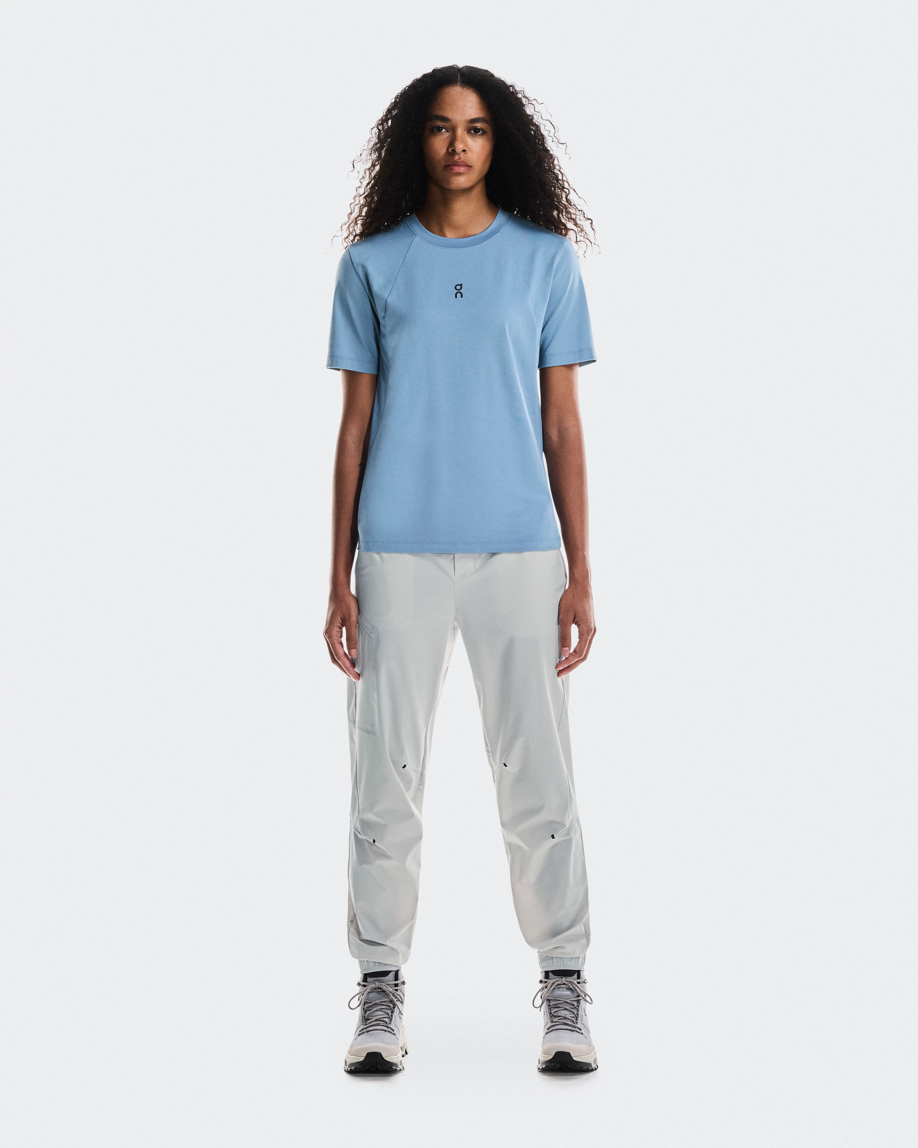 On Trek-T Chambray Women Tops and t-shirts