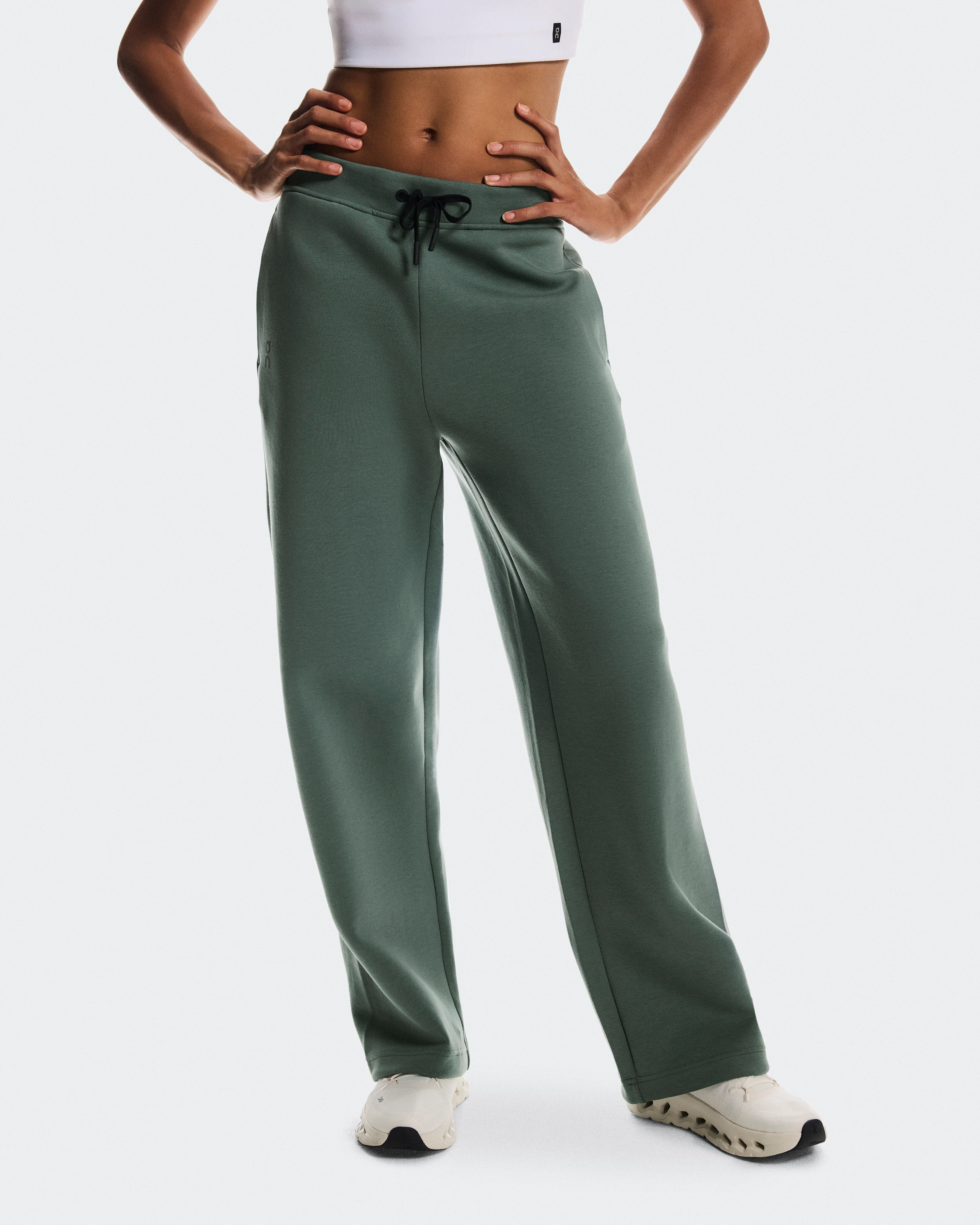 On Focus Tech Sweatpants Olive Women Pants