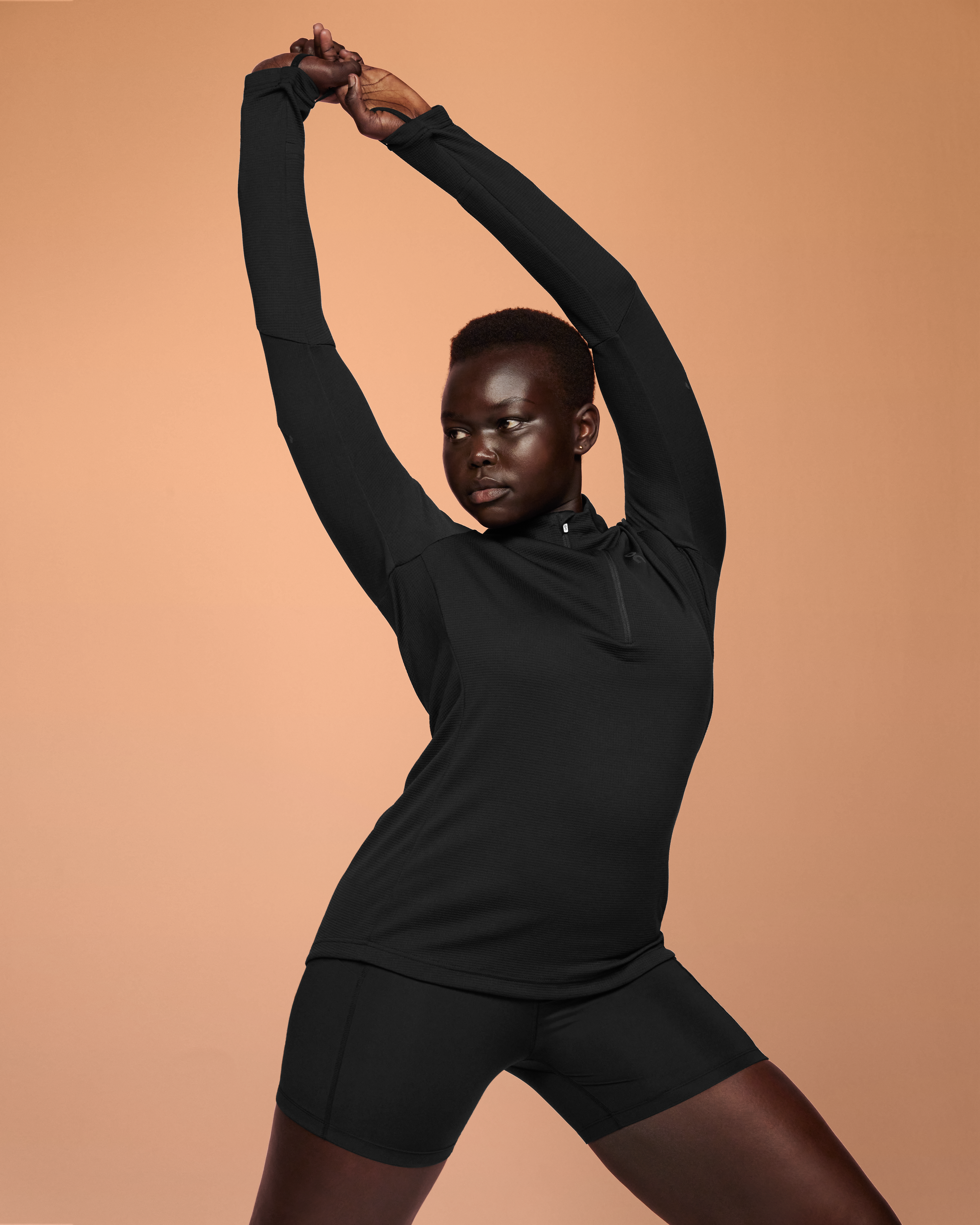 On Climate Shirt Black Women Hoodies and sweatshirts