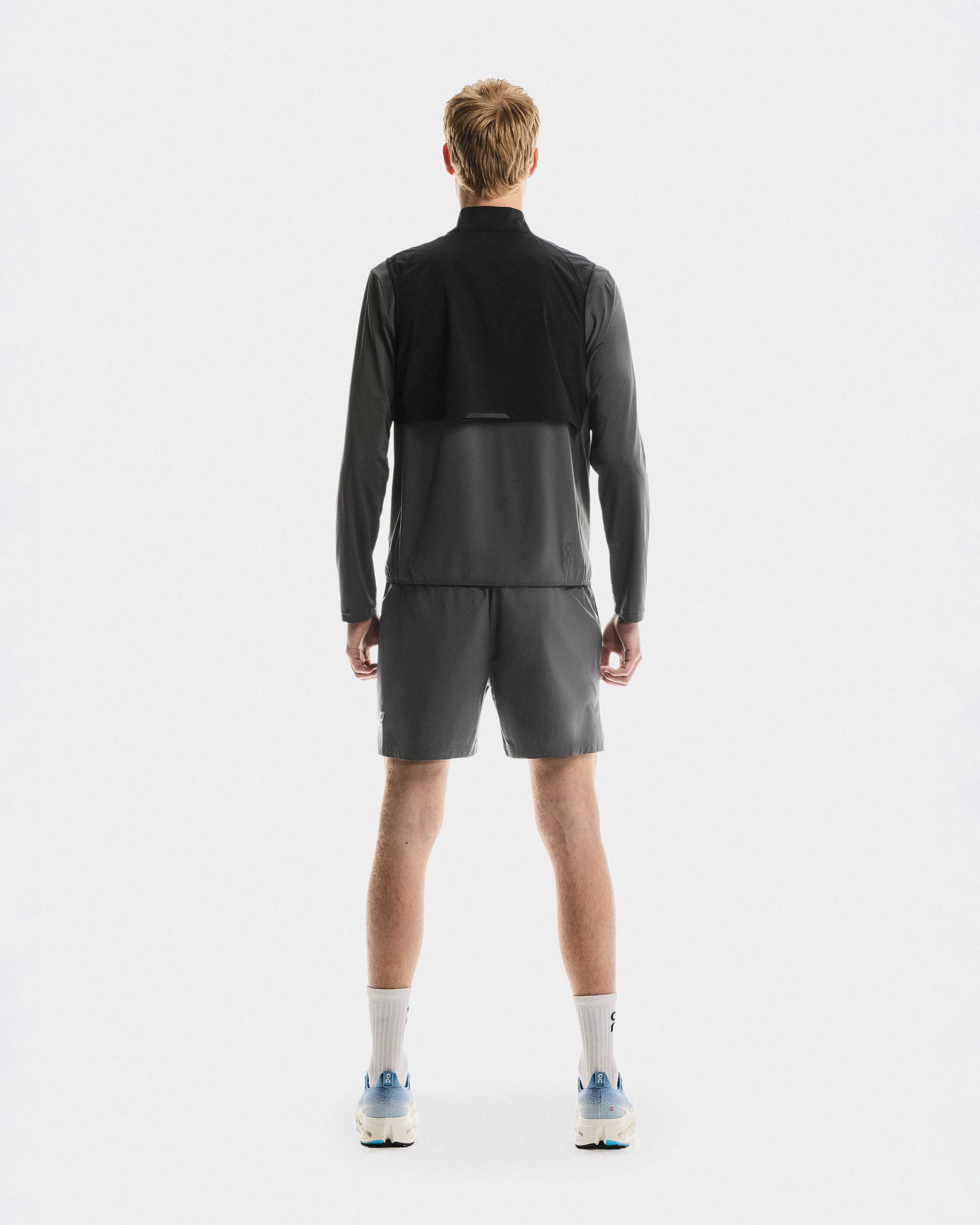 On Weather Vest Black & Eclipse Men Jackets