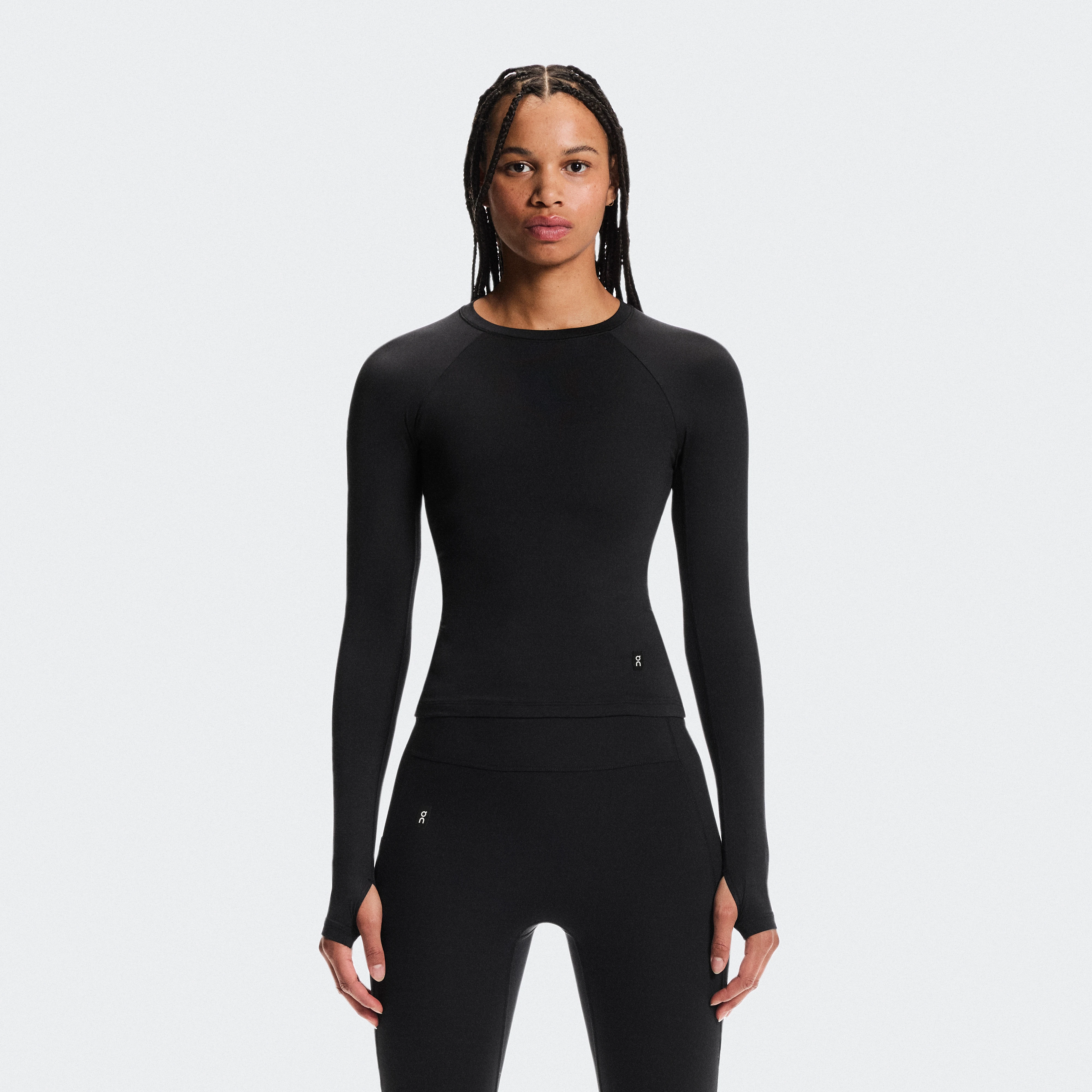On Studio Long-T Black Women – Low-impact training Tops and t-shirts