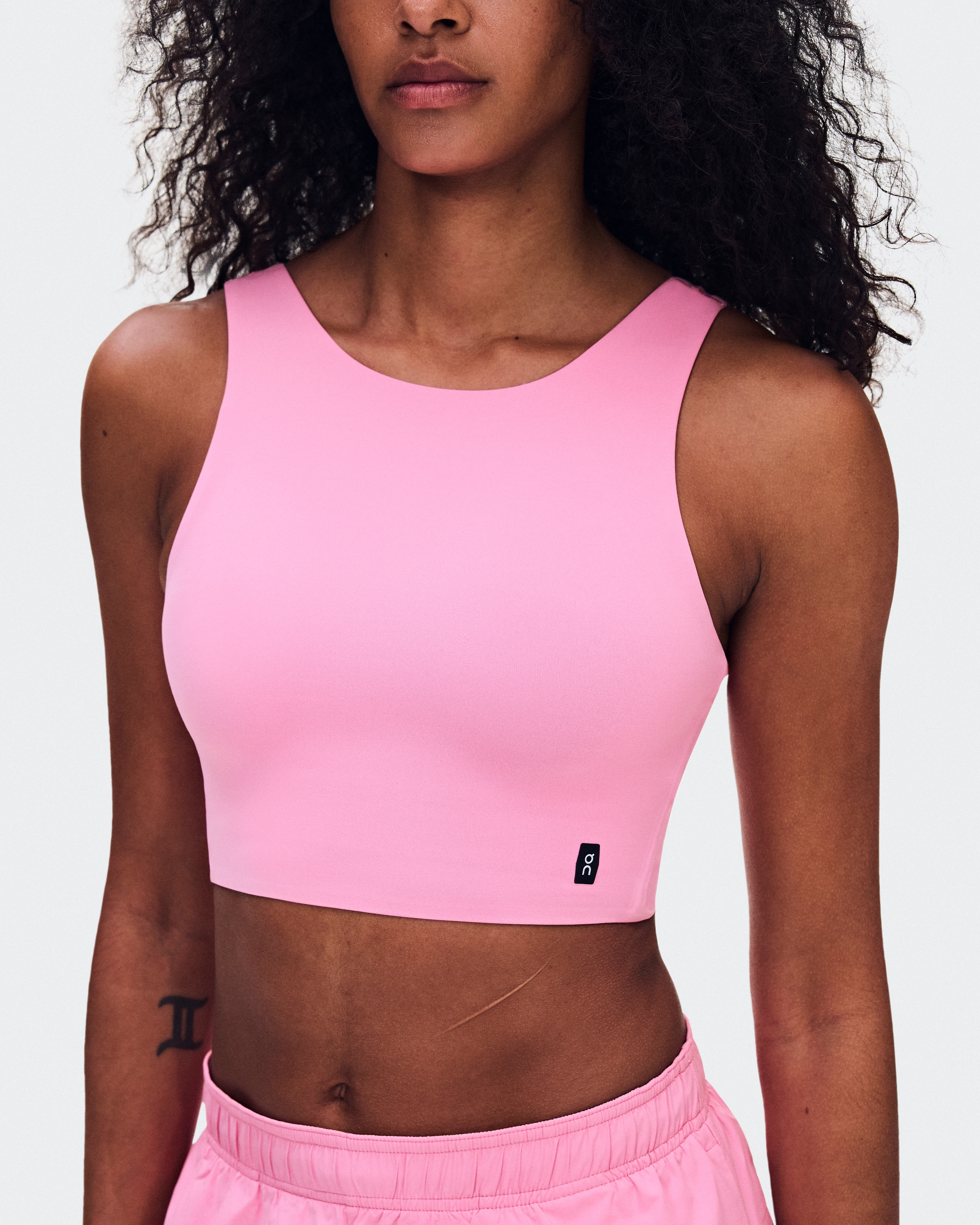 On Core 2-in-1 Crop Bubblegum Women Tops and t-shirts