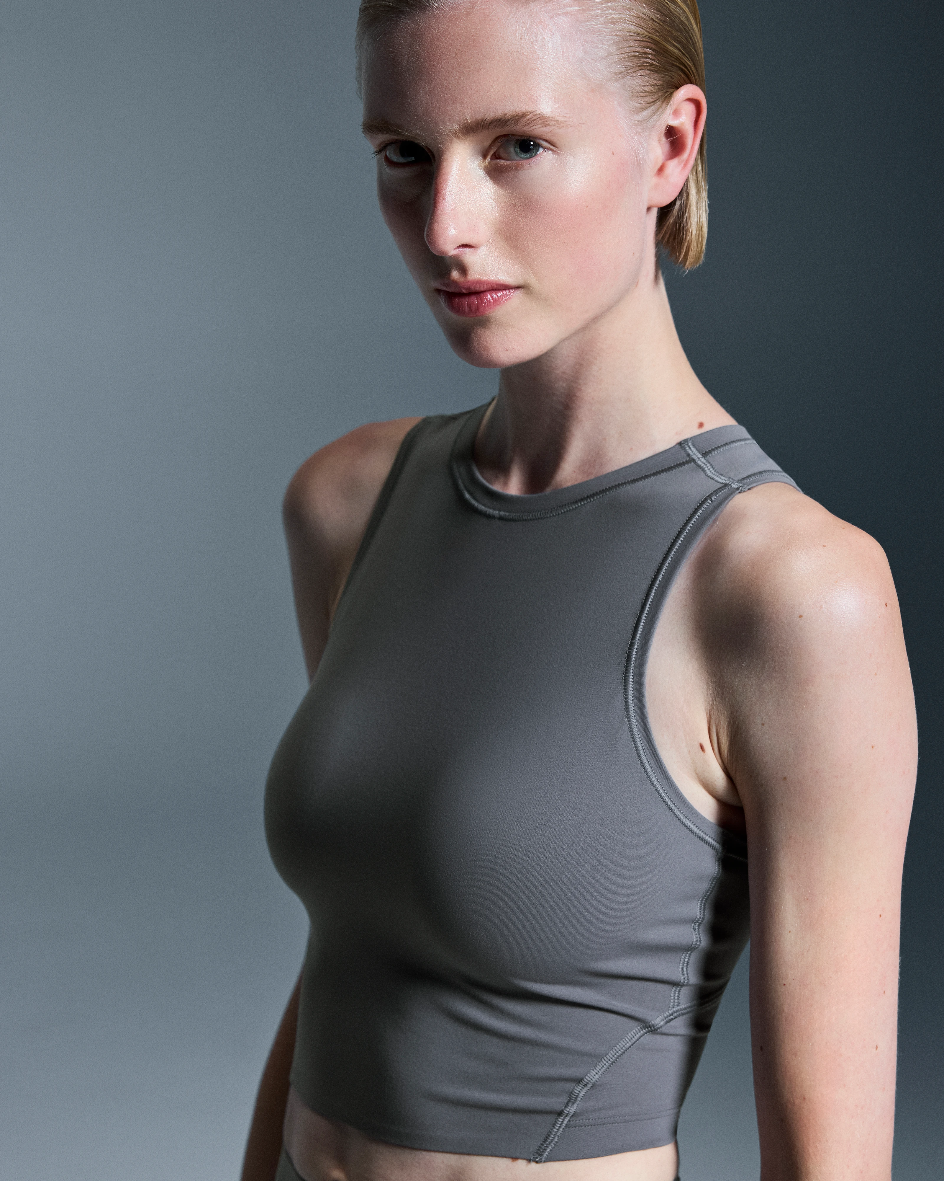 On Studio Crop Rock Women Tops and t-shirts