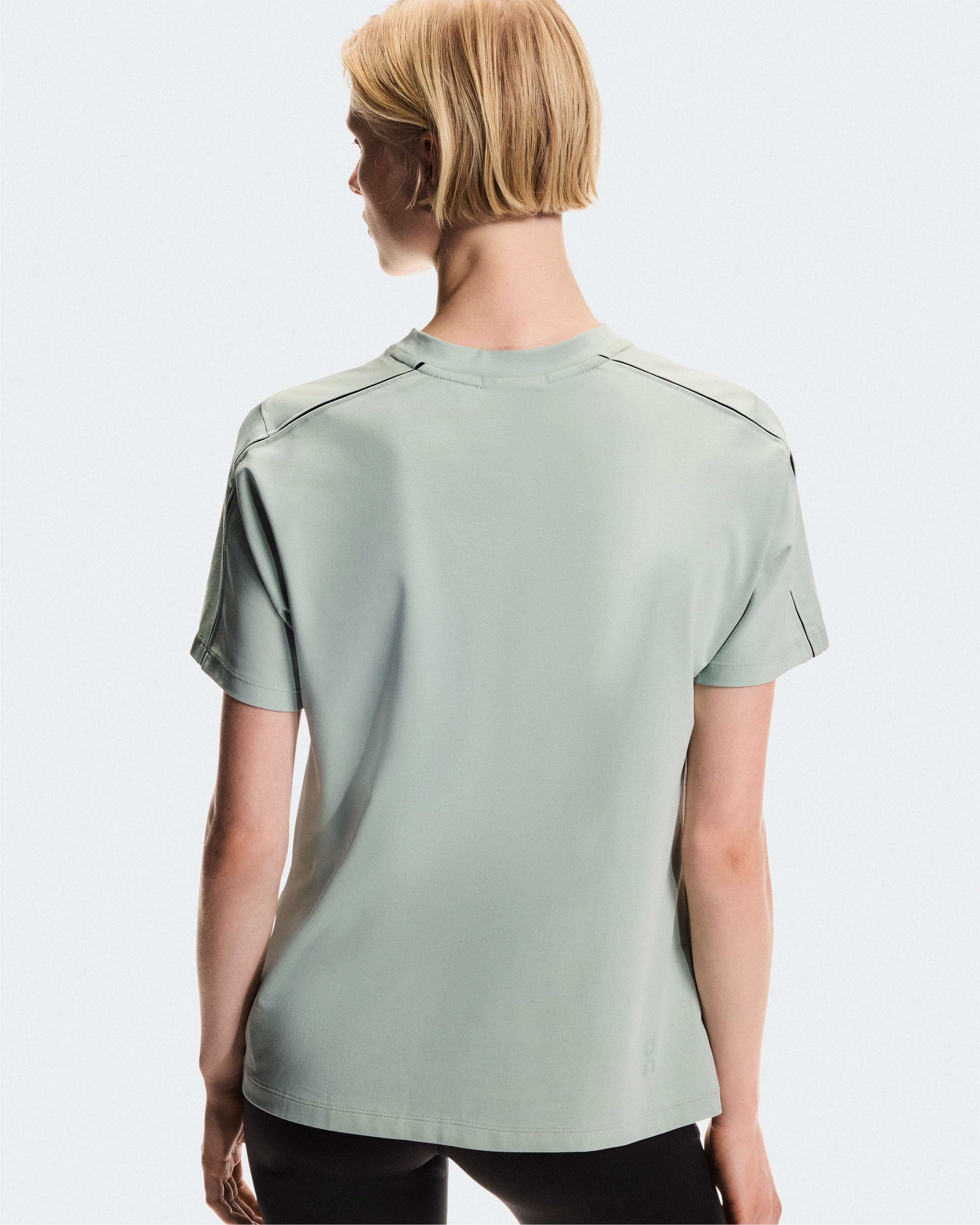 On Focus-T Mineral Women Tops and t-shirts