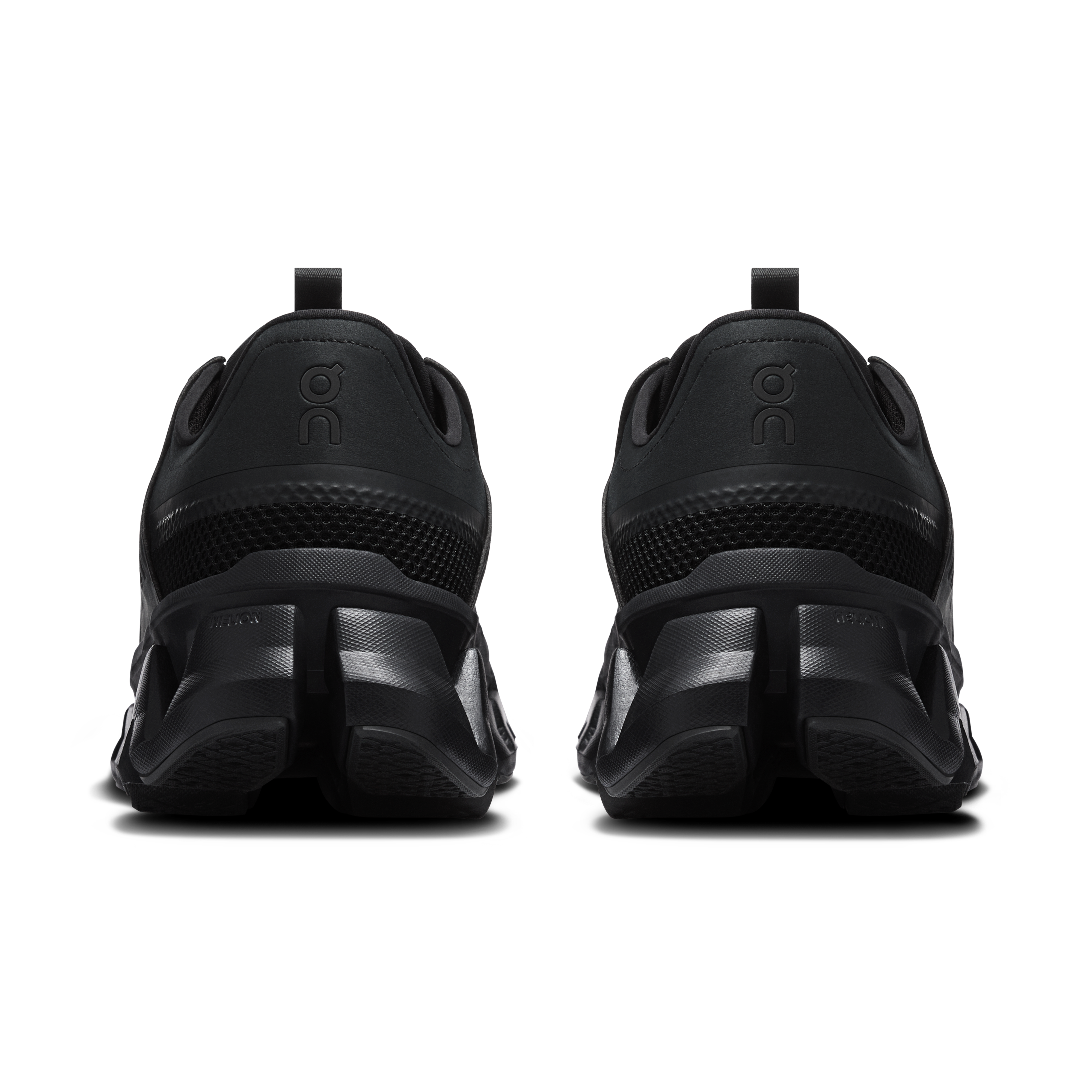 On Cloudswift Amp Black & Black Men Active life Shoes