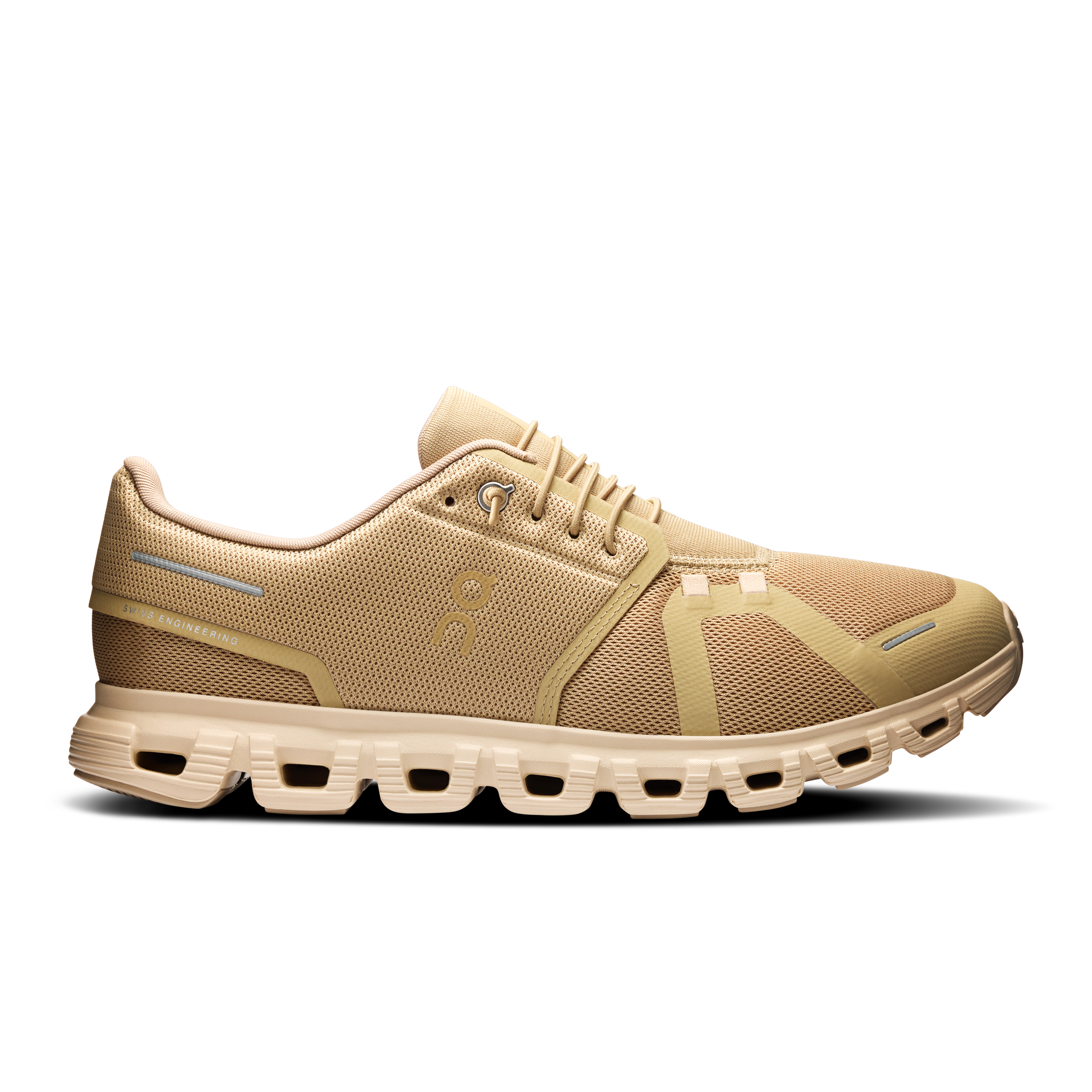 Cloud 6 Lifestyle Shoe in Chai/Sand