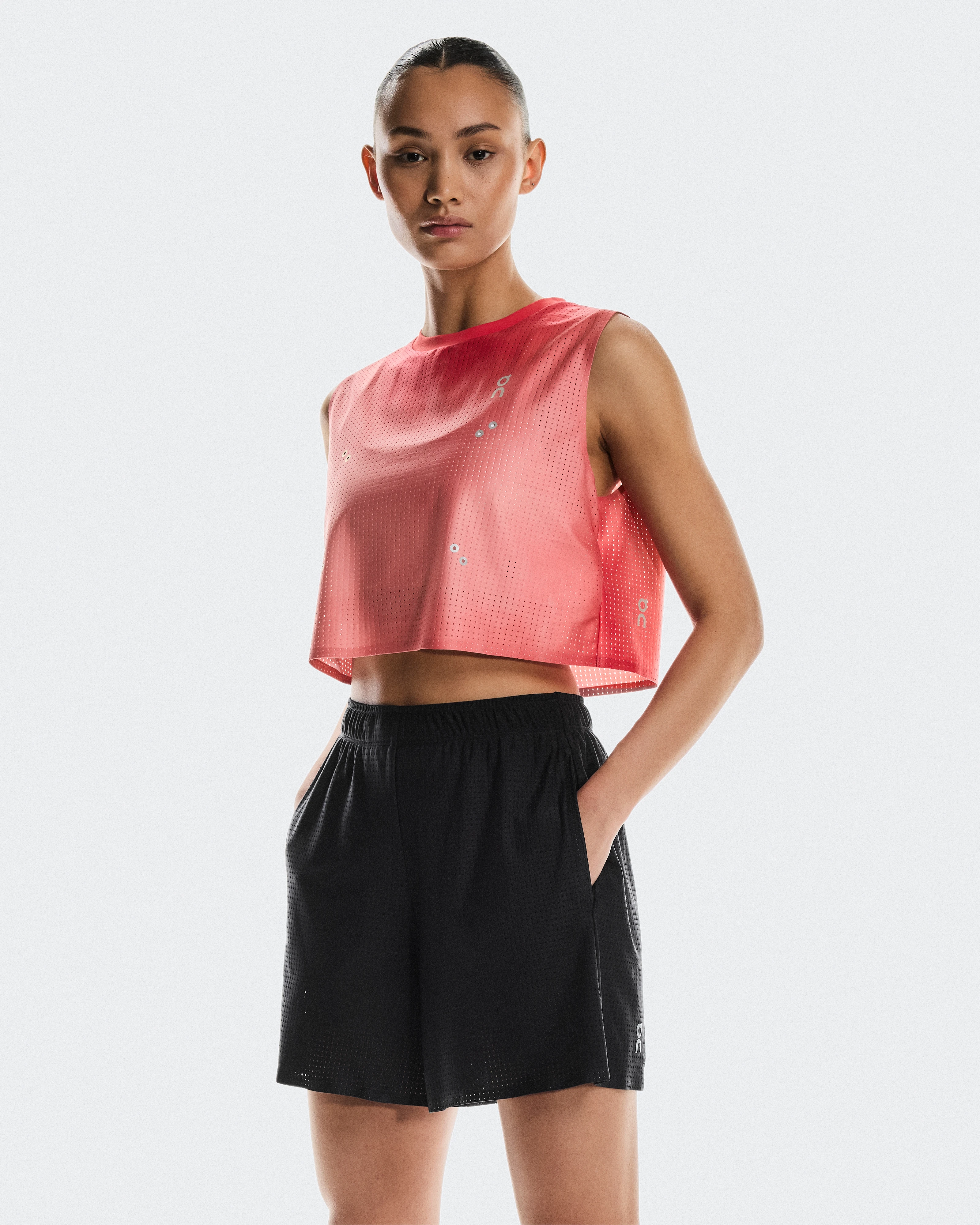 On Pace Mesh Shorts Black Women Shorts