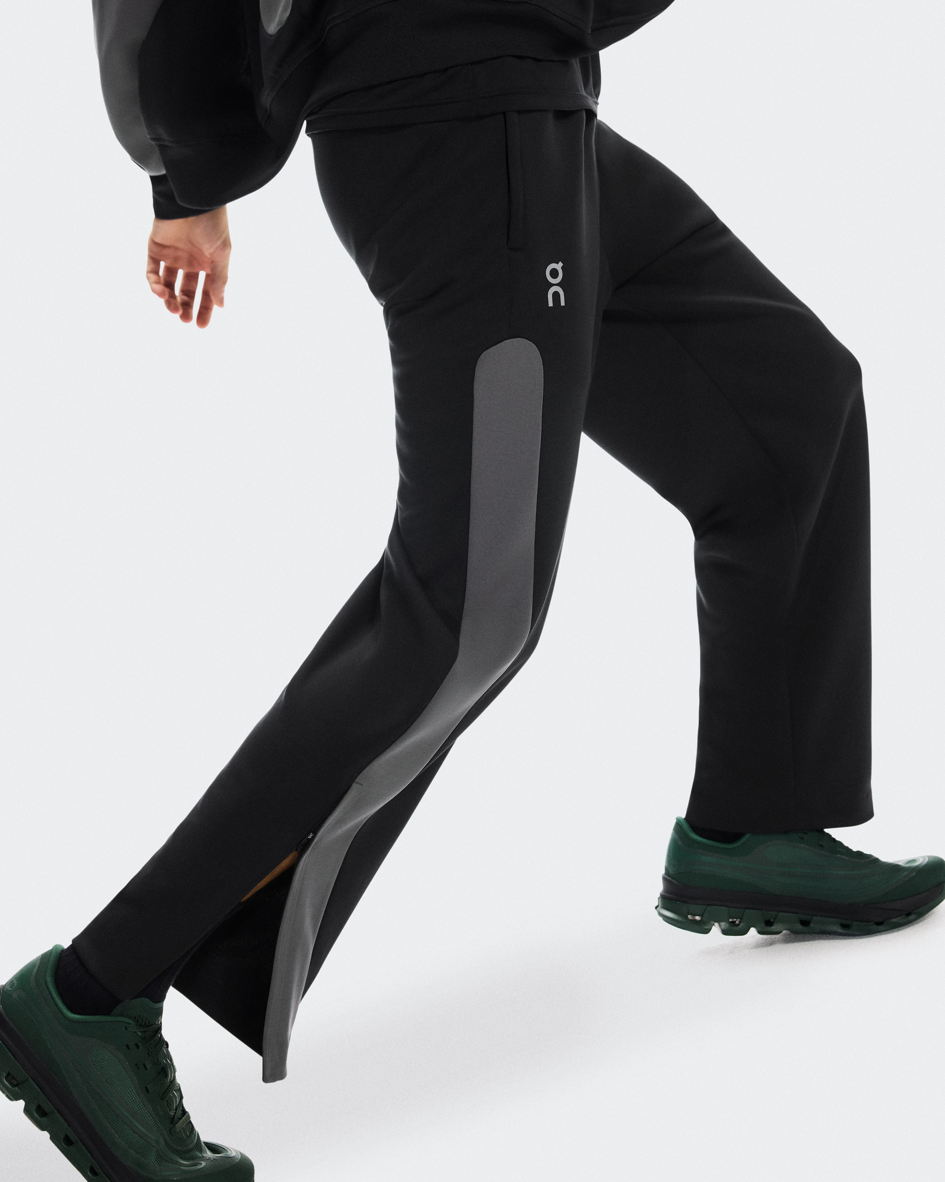 On Track Pants IKON Black & Eclipse Unisex Pants