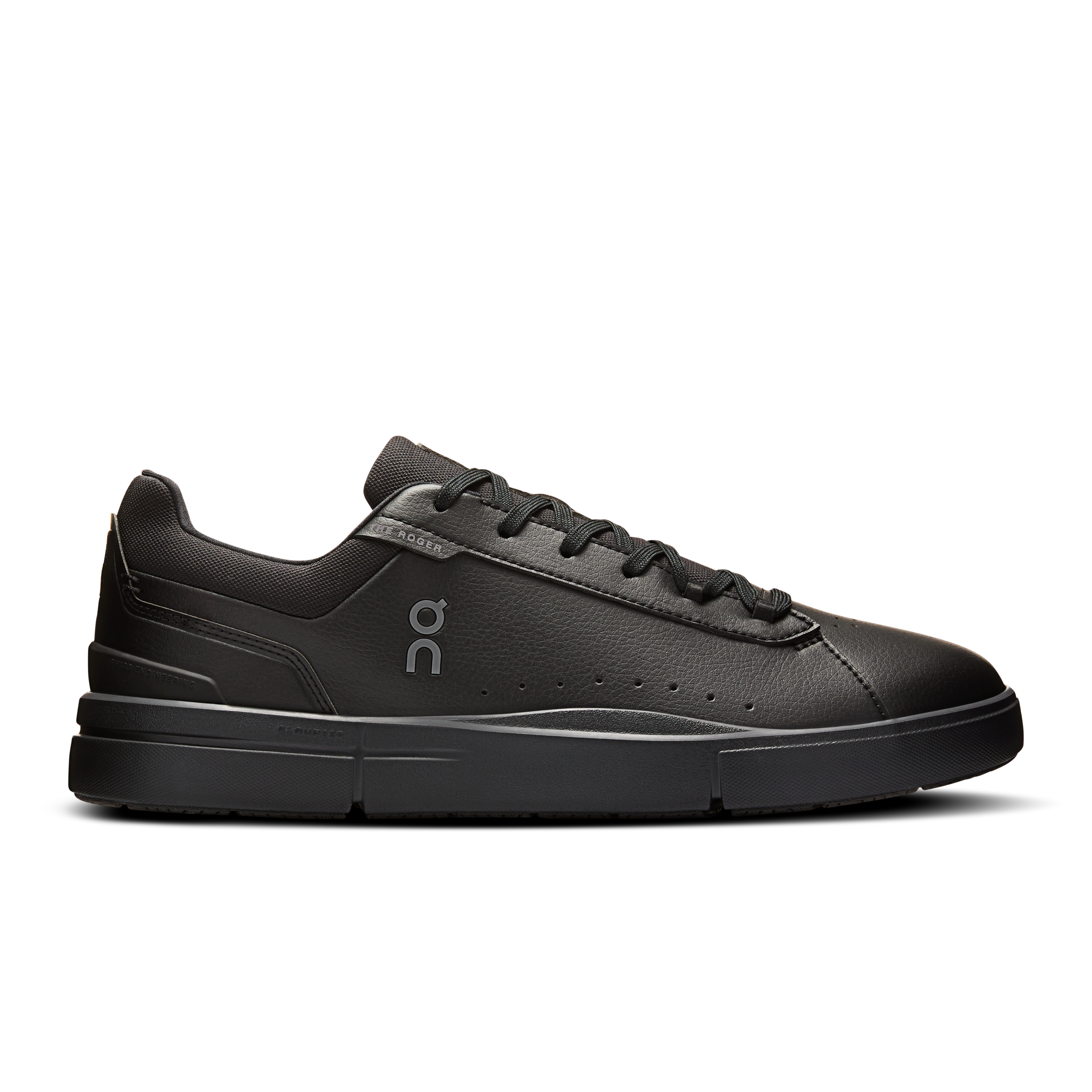 THE ROGER Advantage Tennis Shoe in Black/Black