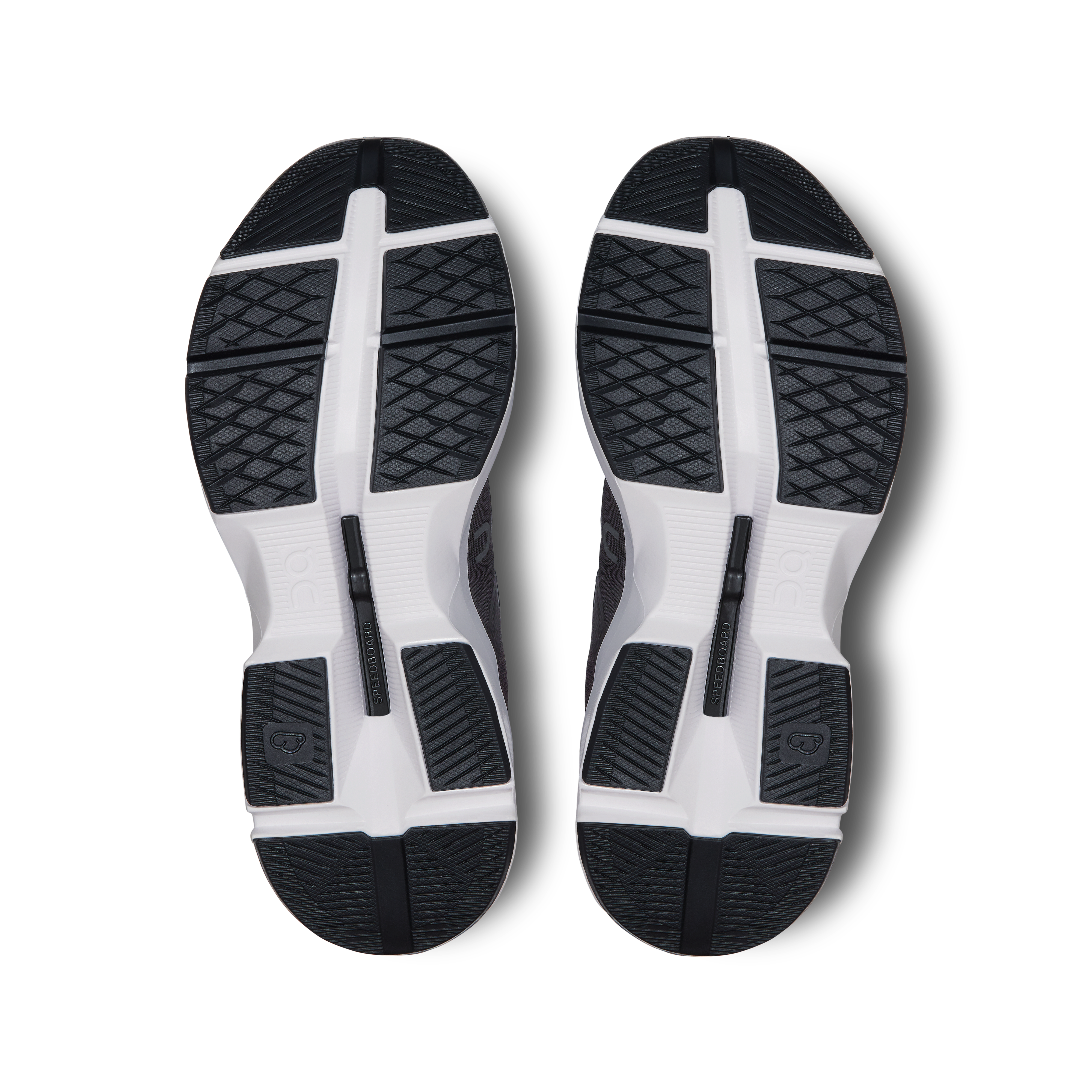On Cloudpulse Black & White Women training_shoes Shoes