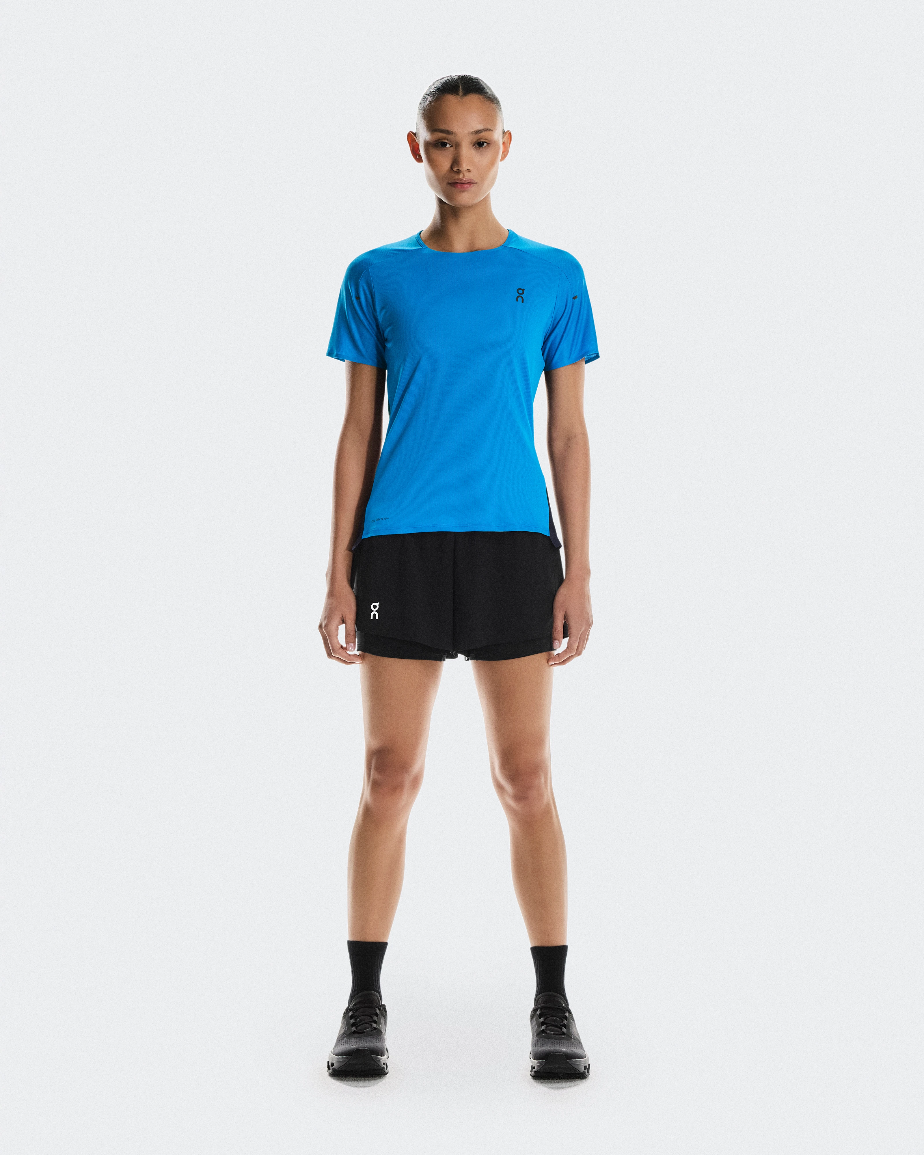 On Performance-T Malibu & Navy Women Tops and t-shirts