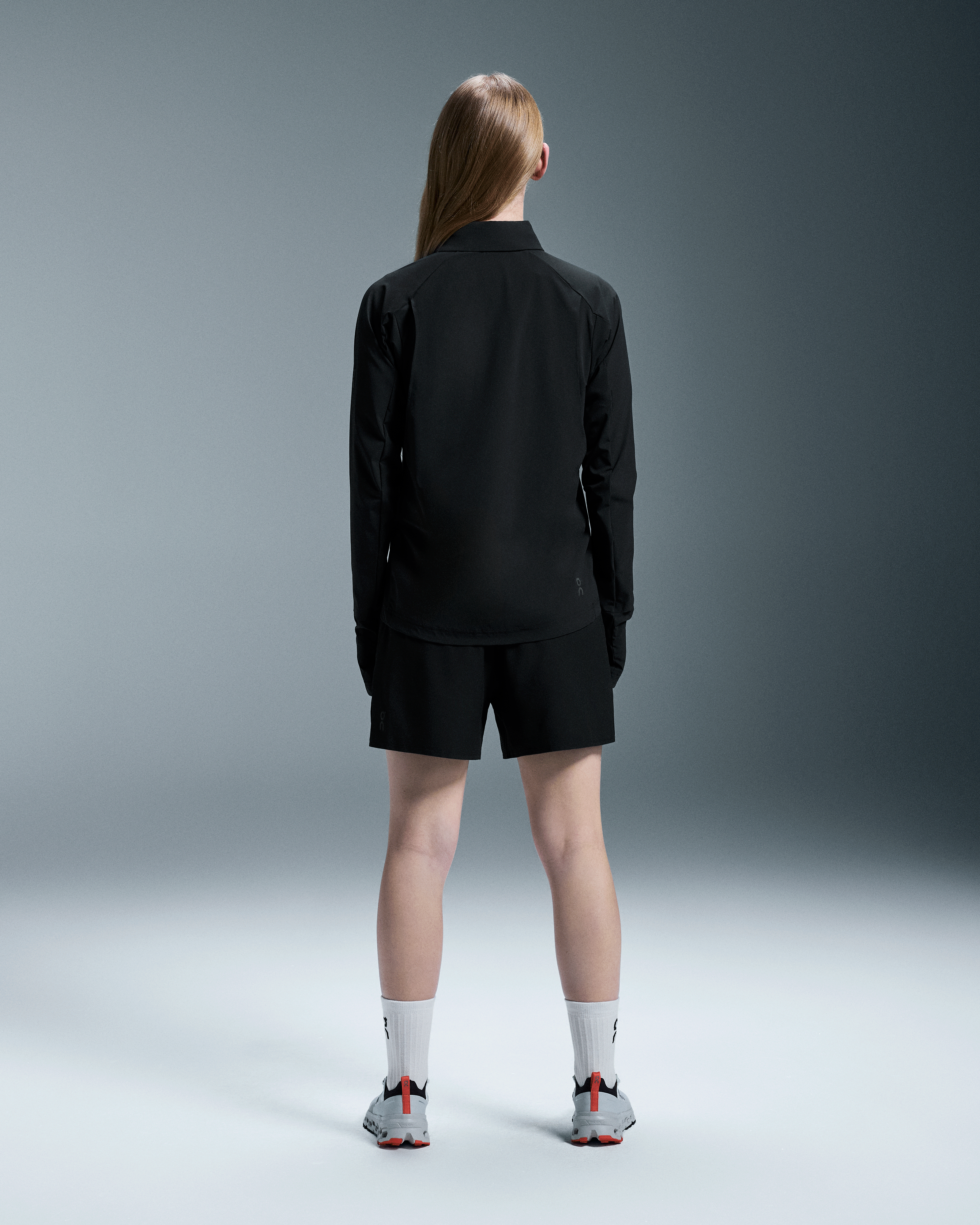 On Trail Breaker Black Women Hoodies and sweatshirts
