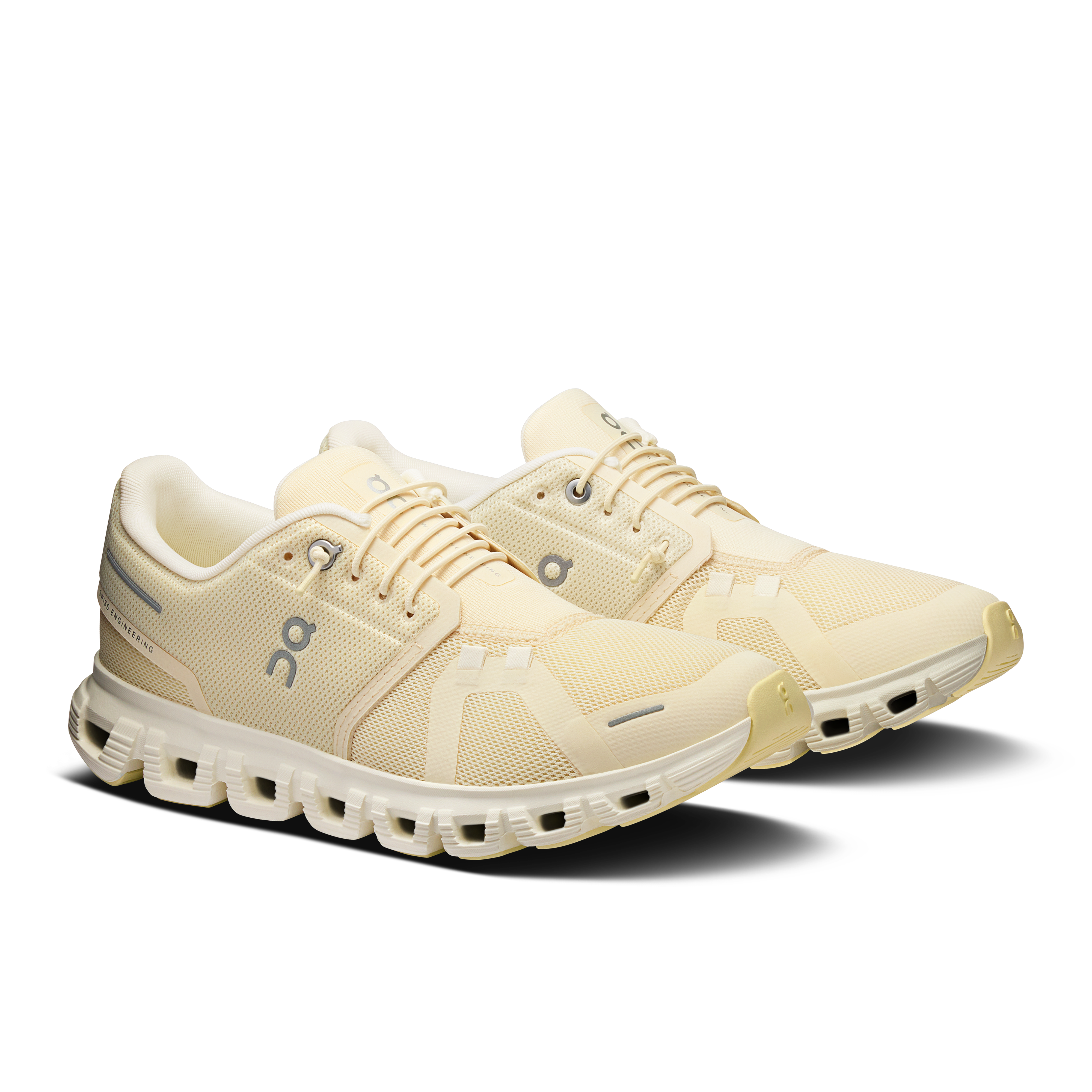 On Cloud 6 Castor & Ivory Women Active life Shoes