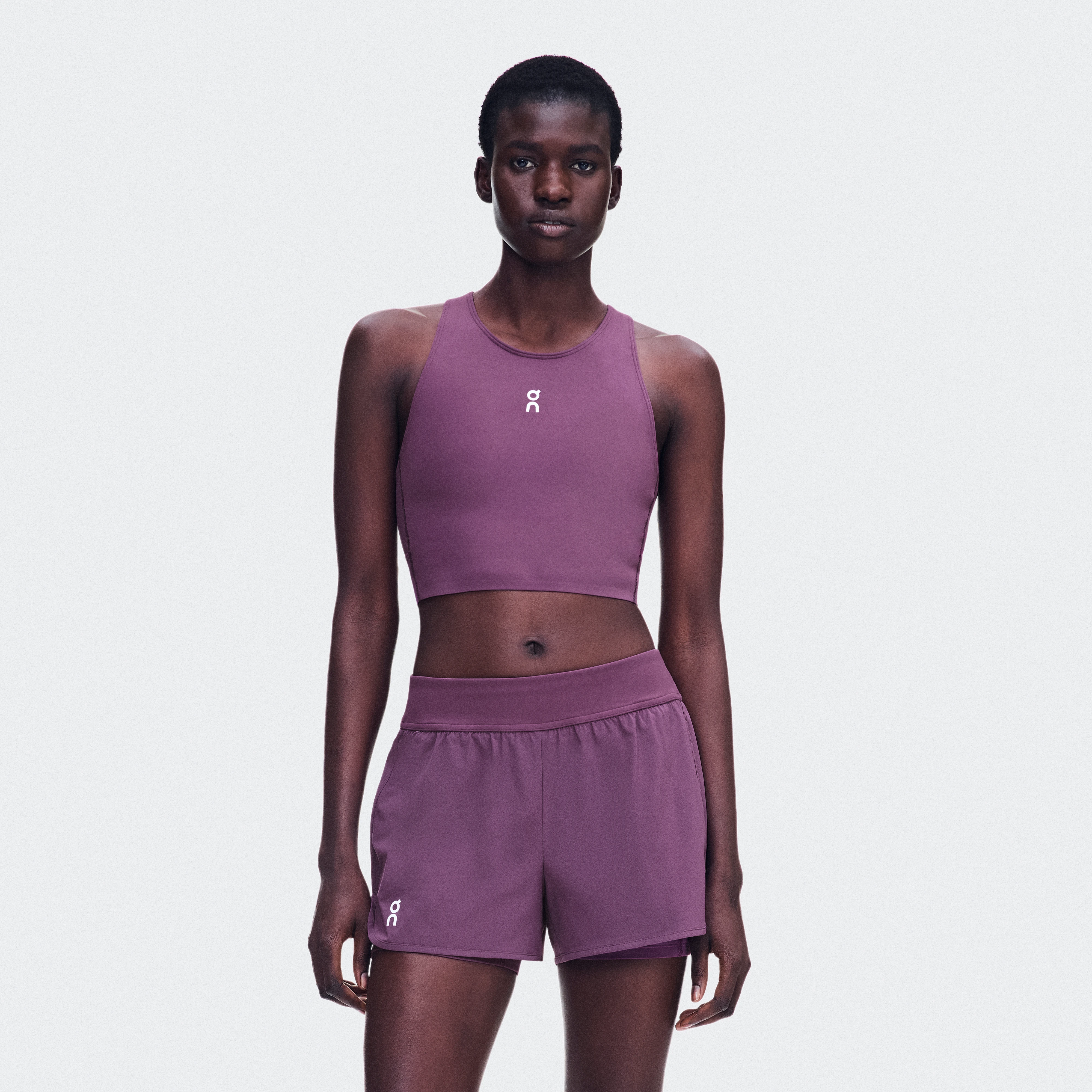 On Court Crop Top Cassis Women – Tennis Tops and t-shirts