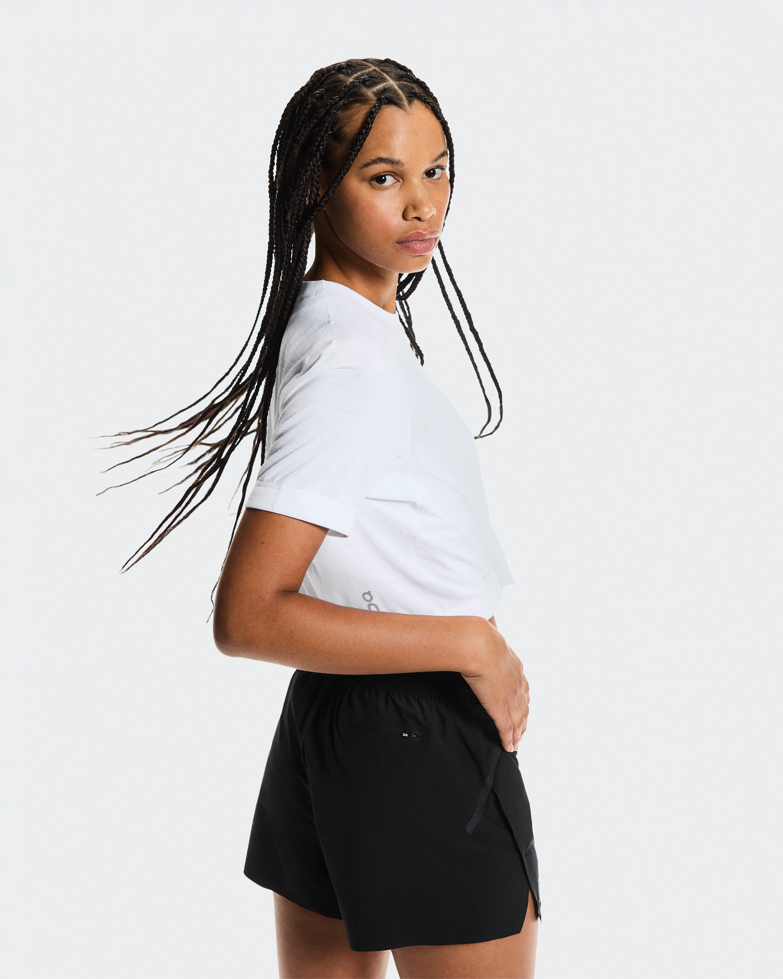 On Train-T Crop Graphic White Women Tops and t-shirts