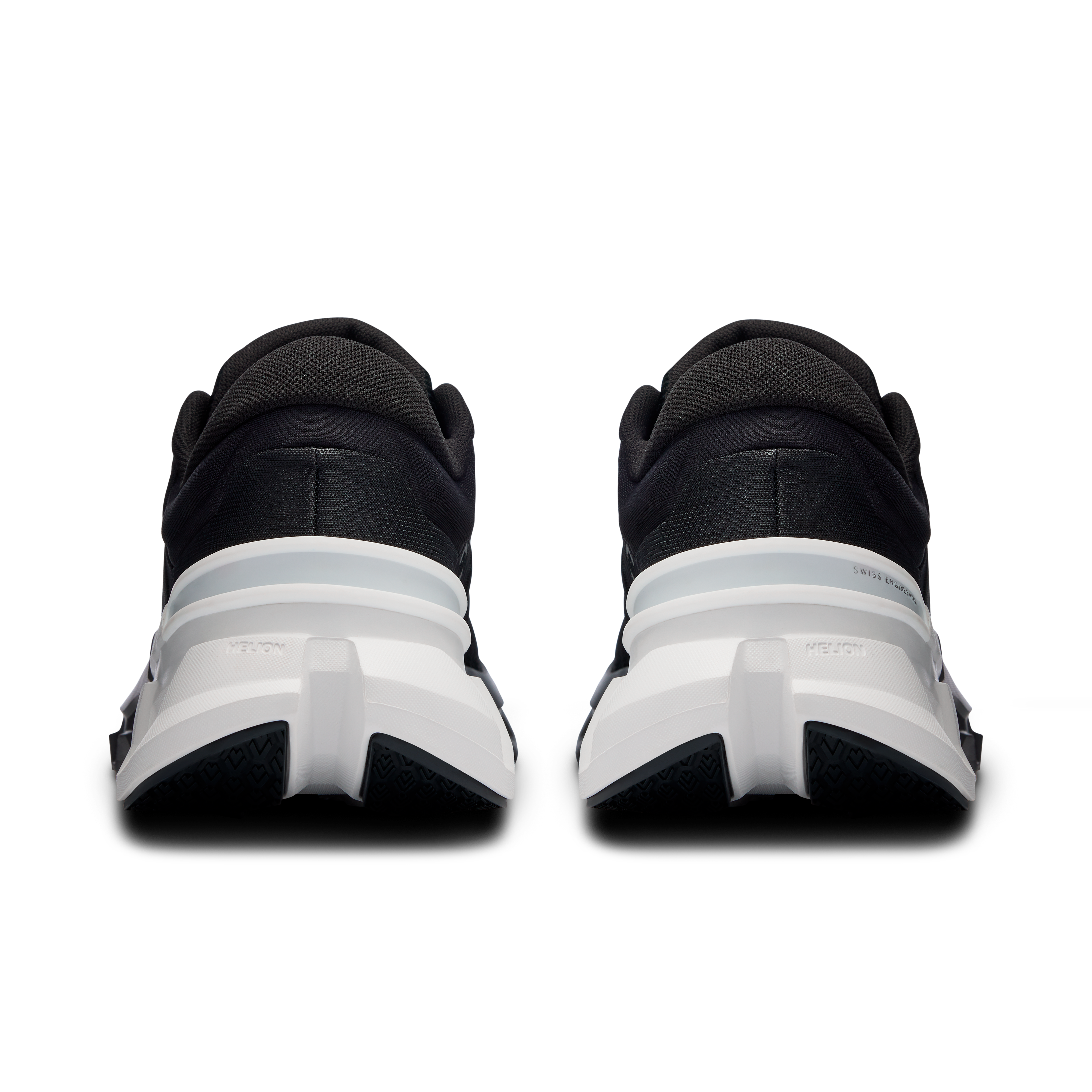 On Cloudflyer 5 Black & White Men Road running Shoes
