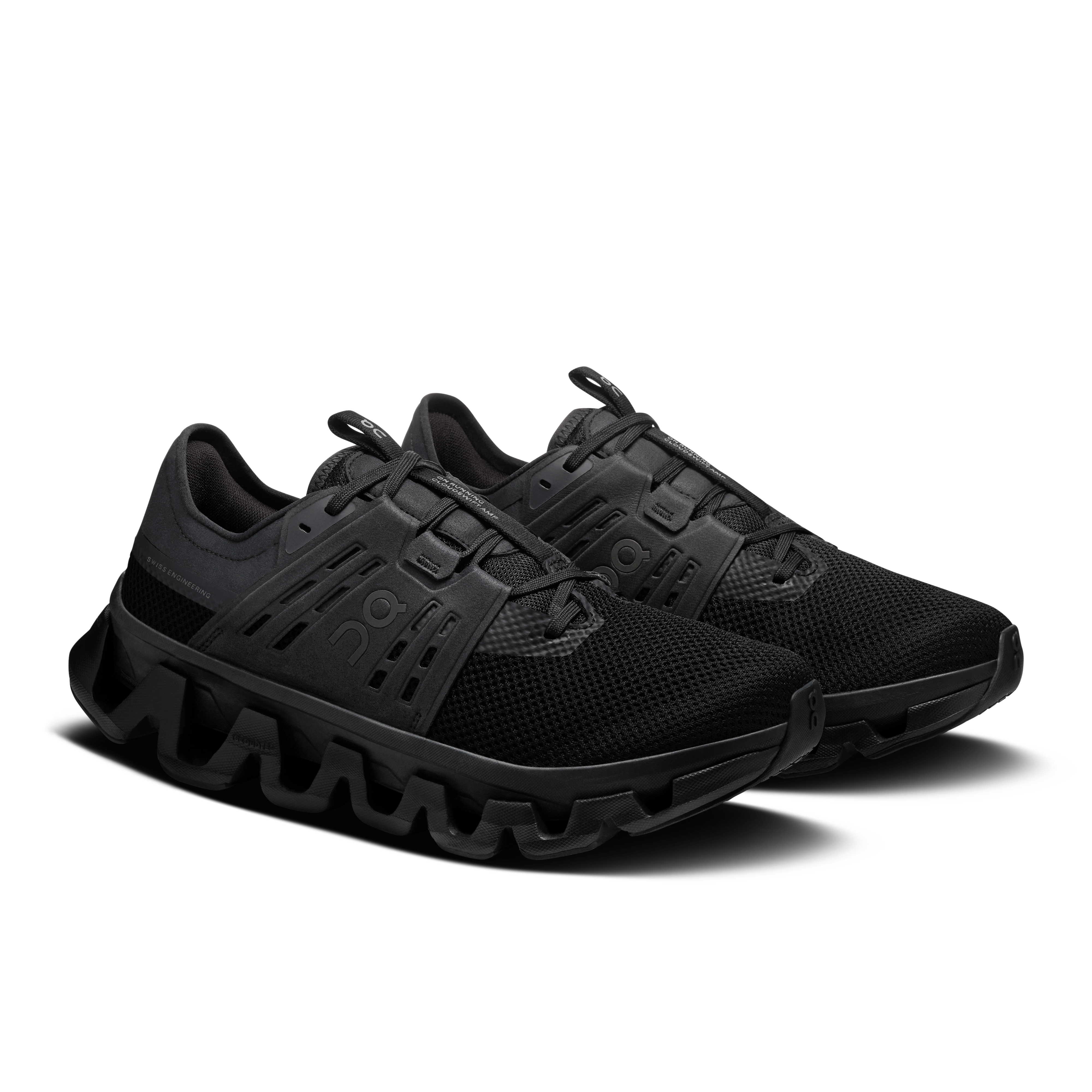 On Cloudswift Amp Black & Black Men Active life Shoes