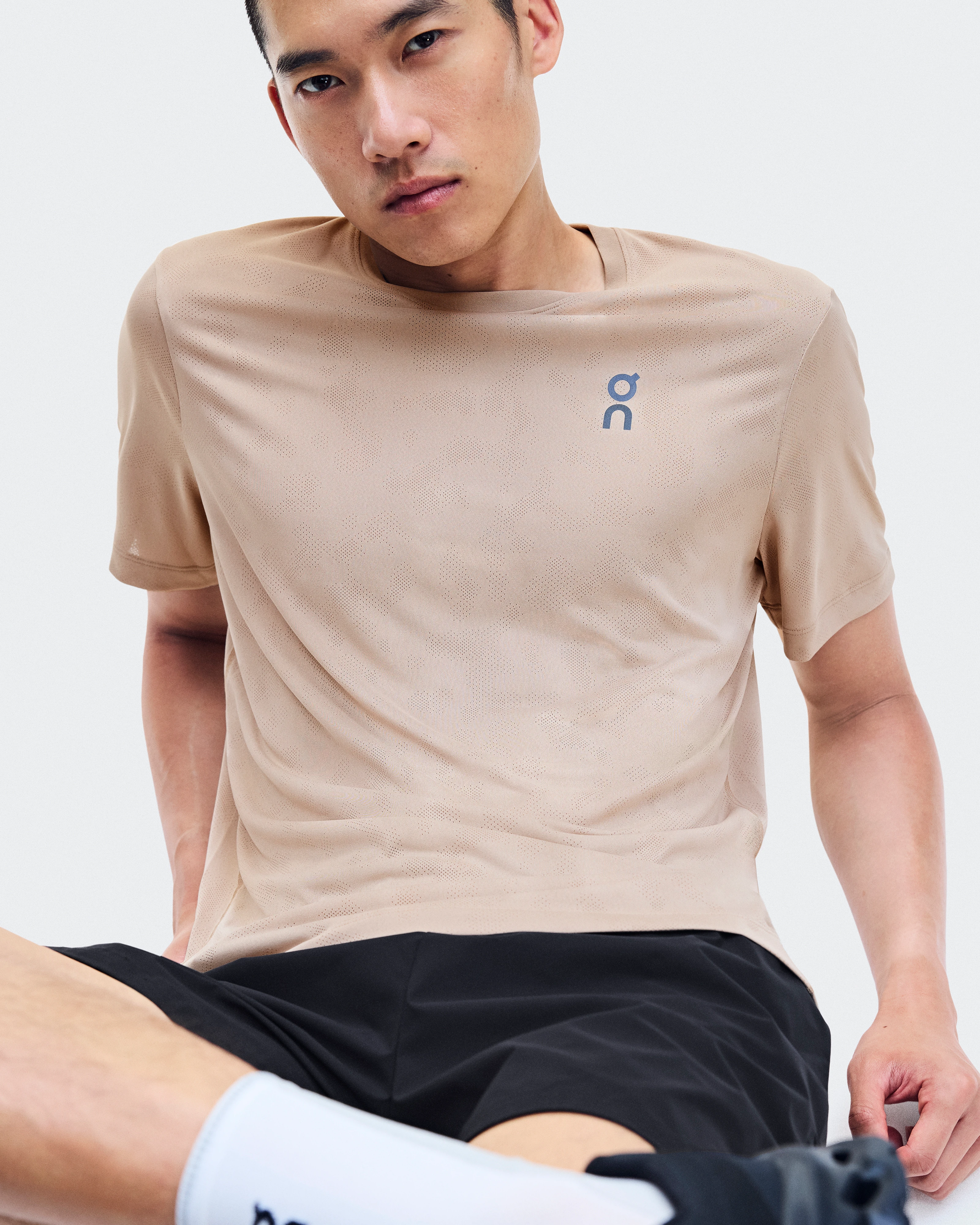 On Core-T Grid Desert Men Tops and t-shirts