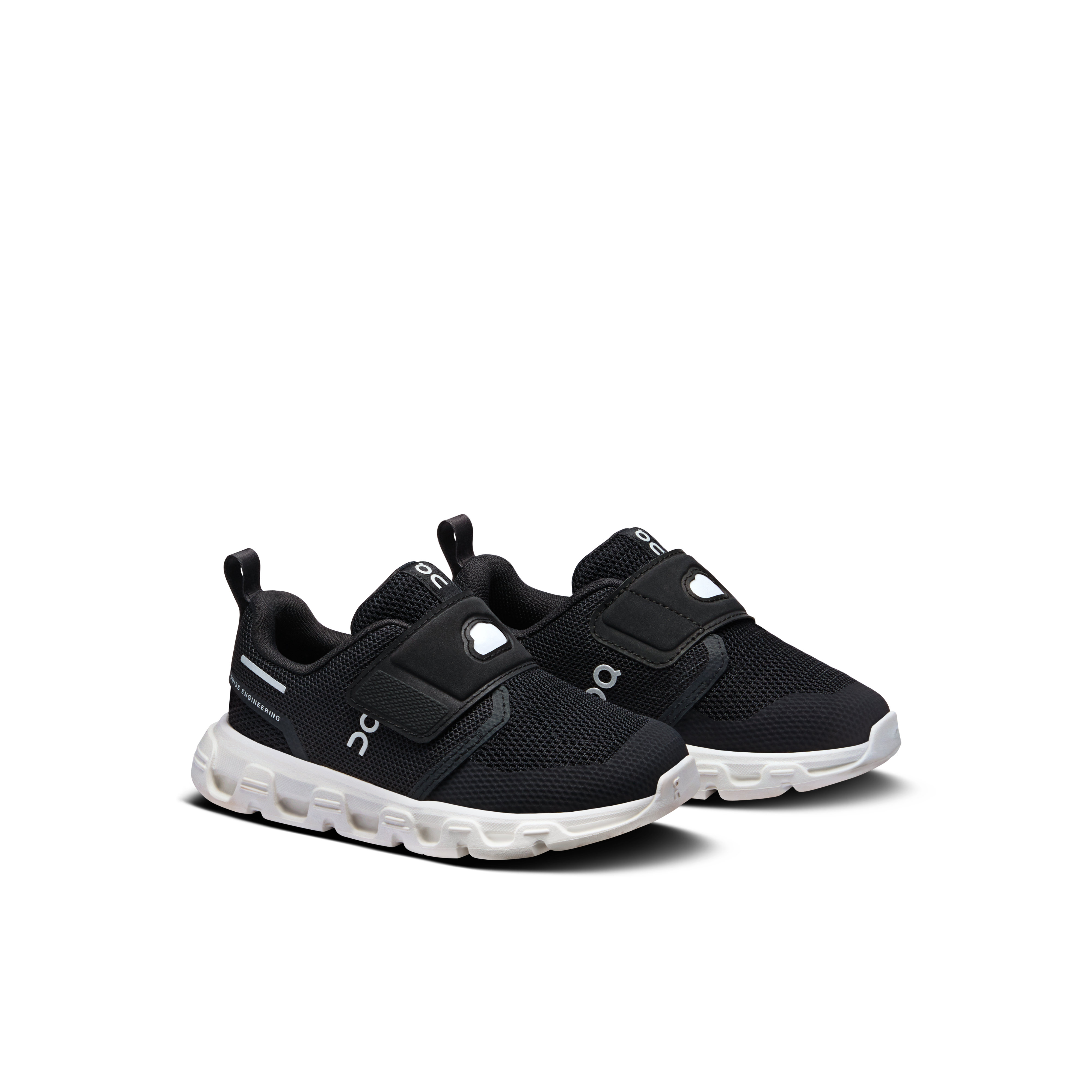 On Cloud Dash Black & White Unisex Active life Shoes