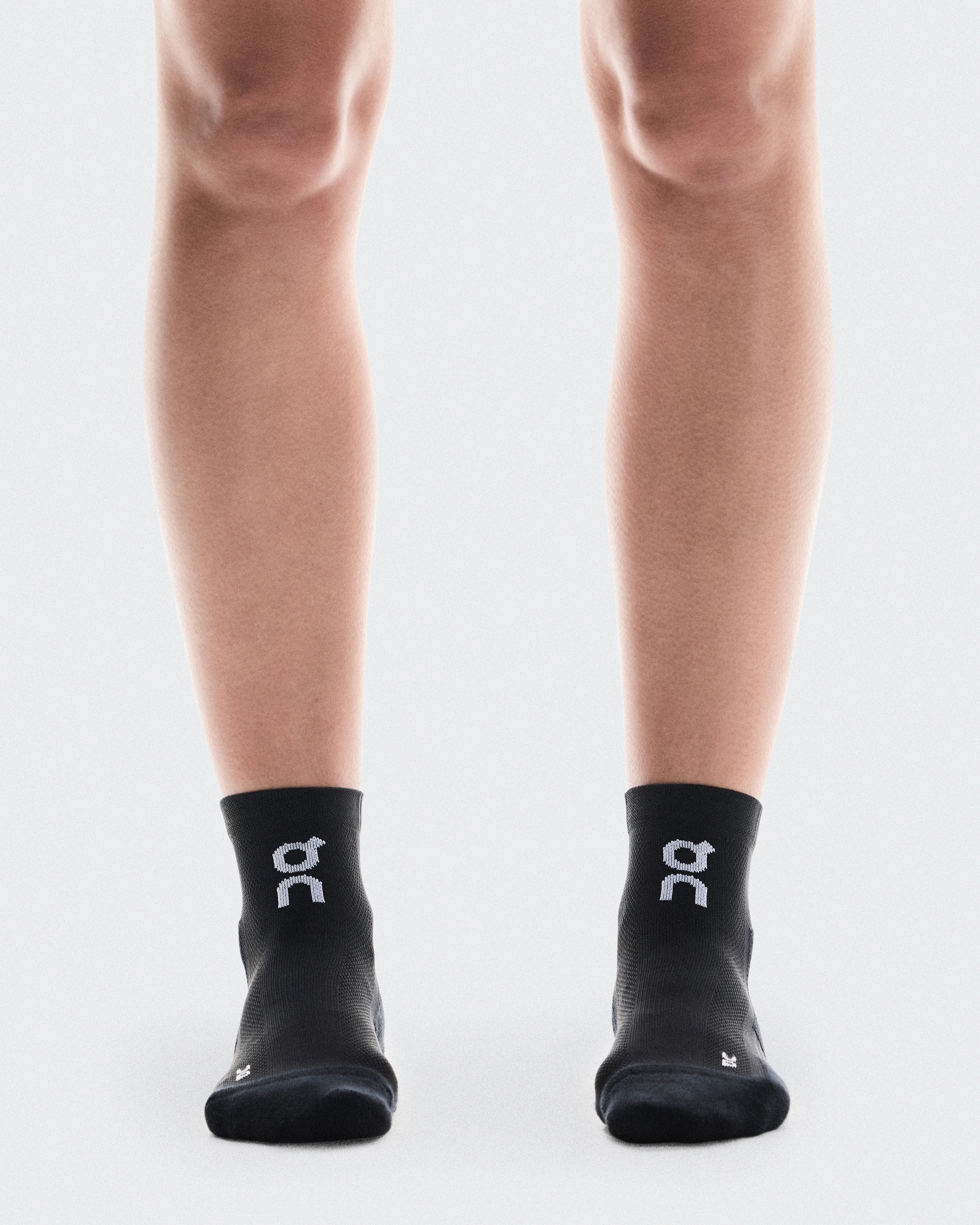 On Core Run Sock Mid 2P Black Unisex Socks