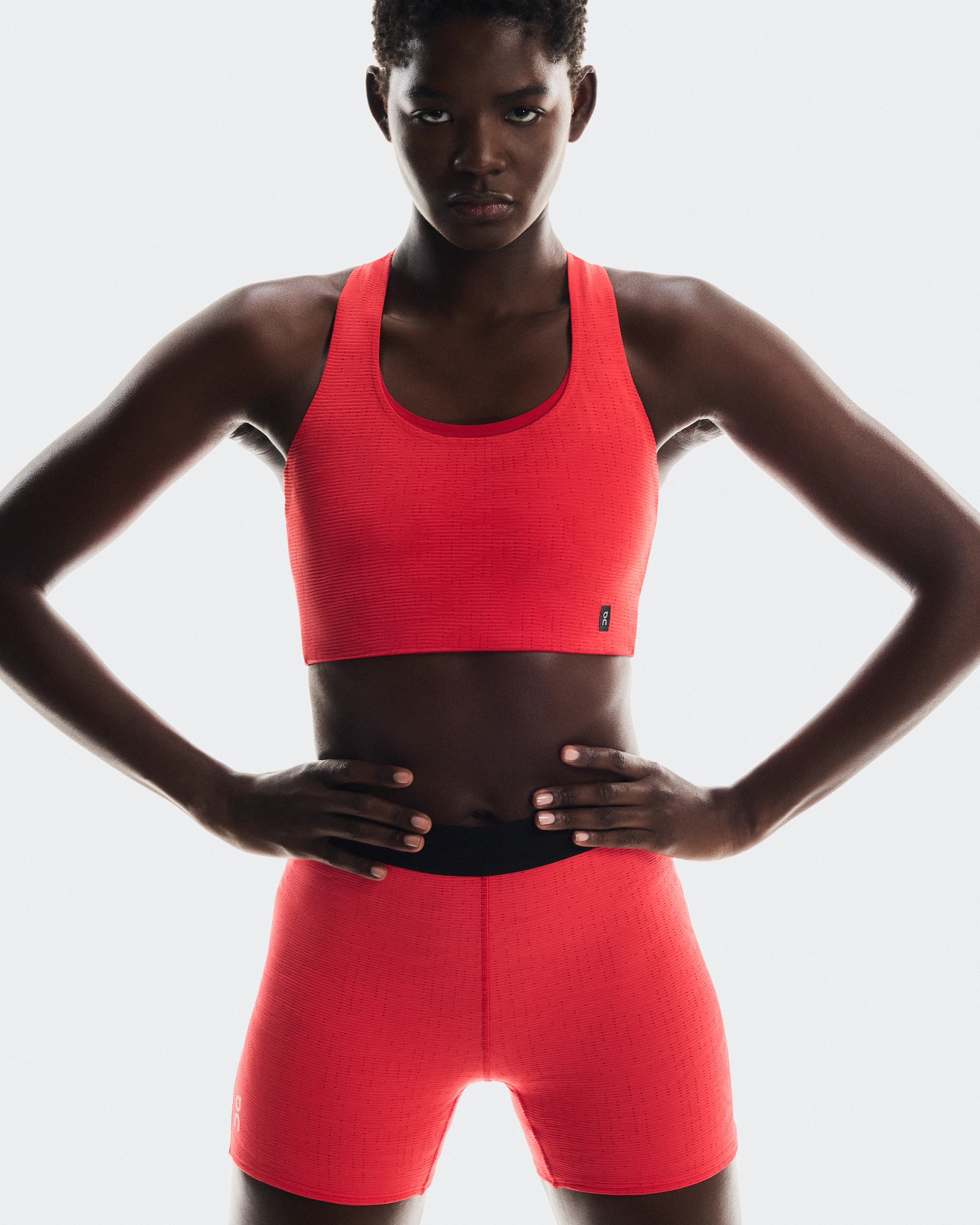 On Pace Tights Short Red Women Tights